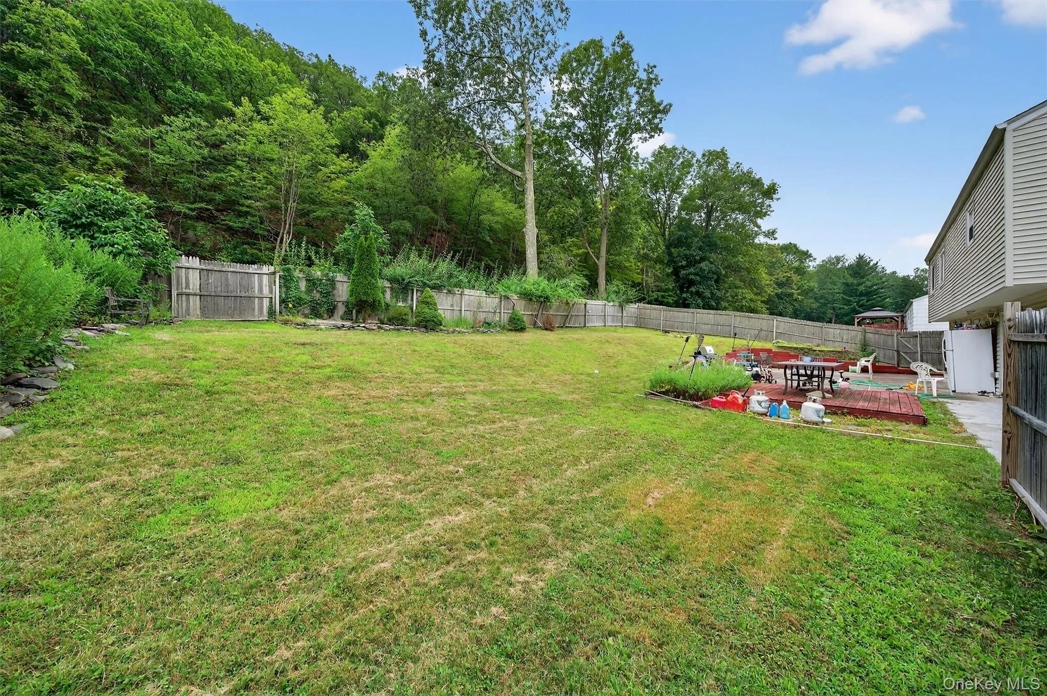 100 Birchwood Drive, Woodbury, NY, 4 Bedrooms Bedrooms, 8 Rooms Rooms,2 BathroomsBathrooms,Residential,For Rent,Birchwood,0,1037218 100 Birchwood Drive, Woodbury, NY, 4 Bedrooms Bedrooms, 8 Rooms Rooms,2 BathroomsBathrooms,Residential,For Rent,Birchwood,0,1037218