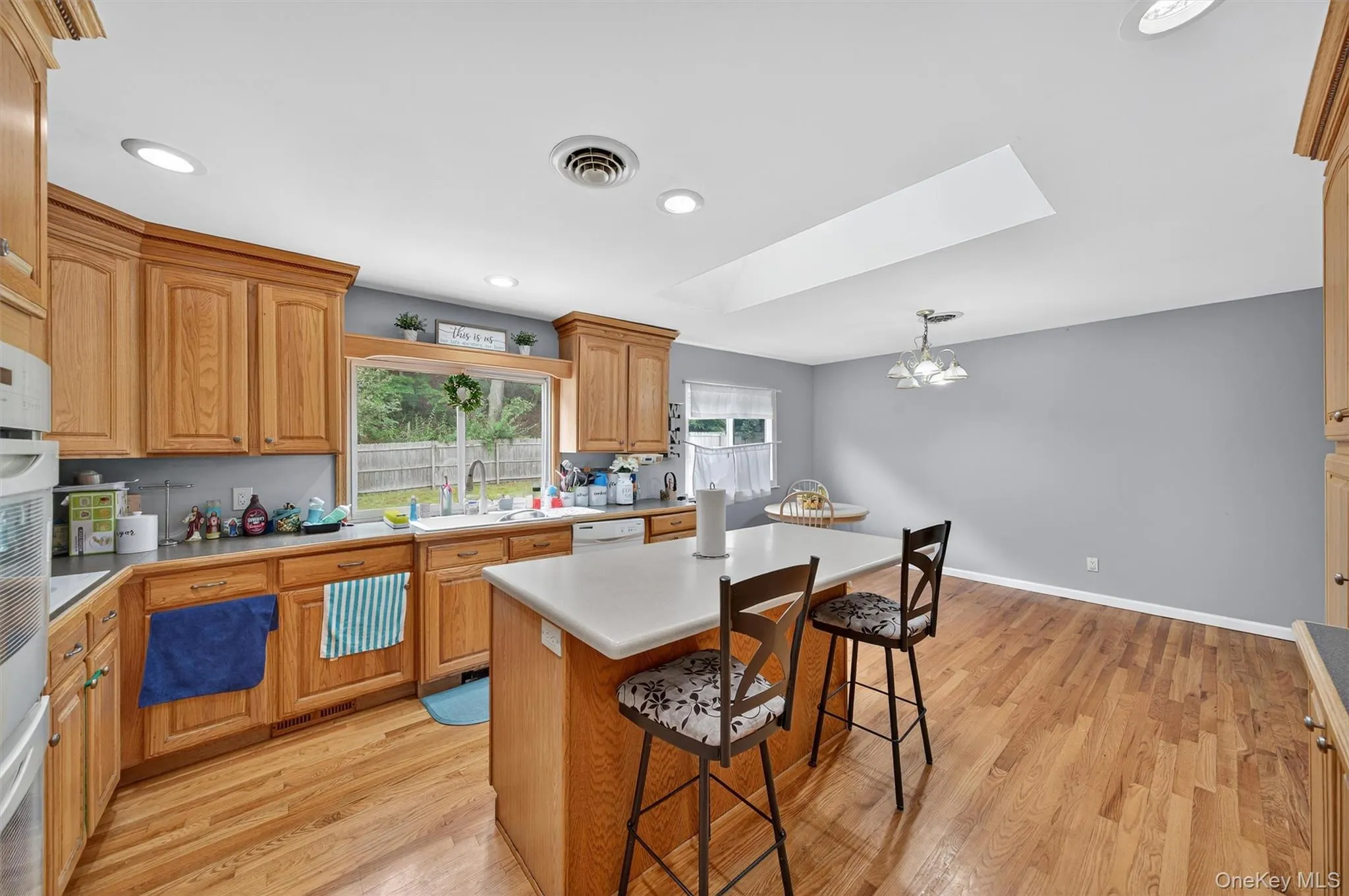 100 Birchwood Drive, Woodbury, NY, 4 Bedrooms Bedrooms, 8 Rooms Rooms,2 BathroomsBathrooms,Residential,For Rent,Birchwood,0,1037218 100 Birchwood Drive, Woodbury, NY, 4 Bedrooms Bedrooms, 8 Rooms Rooms,2 BathroomsBathrooms,Residential,For Rent,Birchwood,0,1037218