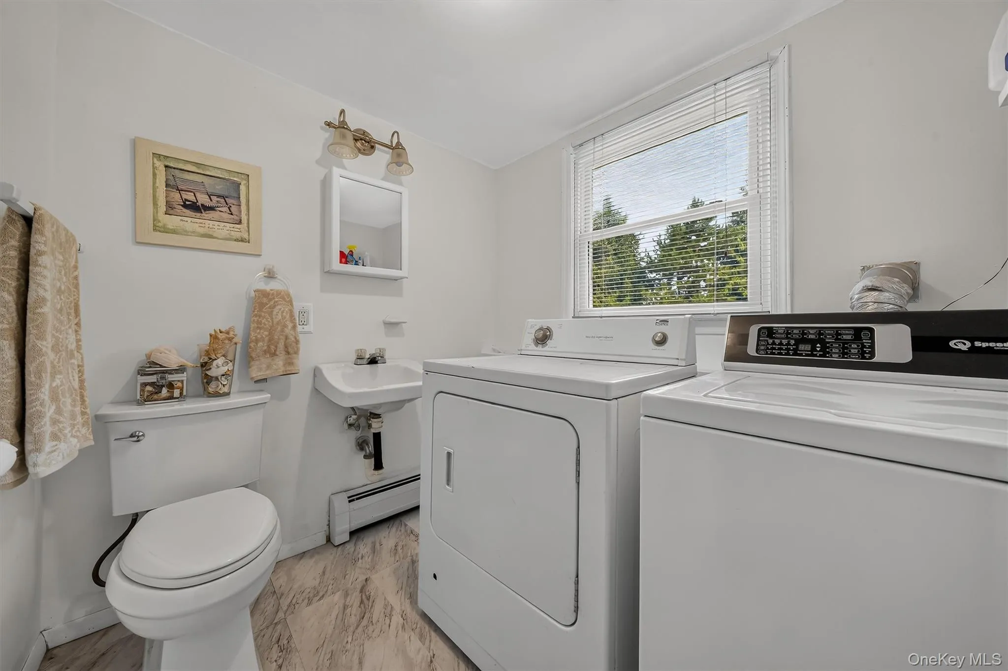 8 Comfort Road, Middletown, NY, 4 Bedrooms Bedrooms, 8 Rooms Rooms,2 BathroomsBathrooms,Residential,For Rent,Comfort,0,1037221 8 Comfort Road, Middletown, NY, 4 Bedrooms Bedrooms, 8 Rooms Rooms,2 BathroomsBathrooms,Residential,For Rent,Comfort,0,1037221
