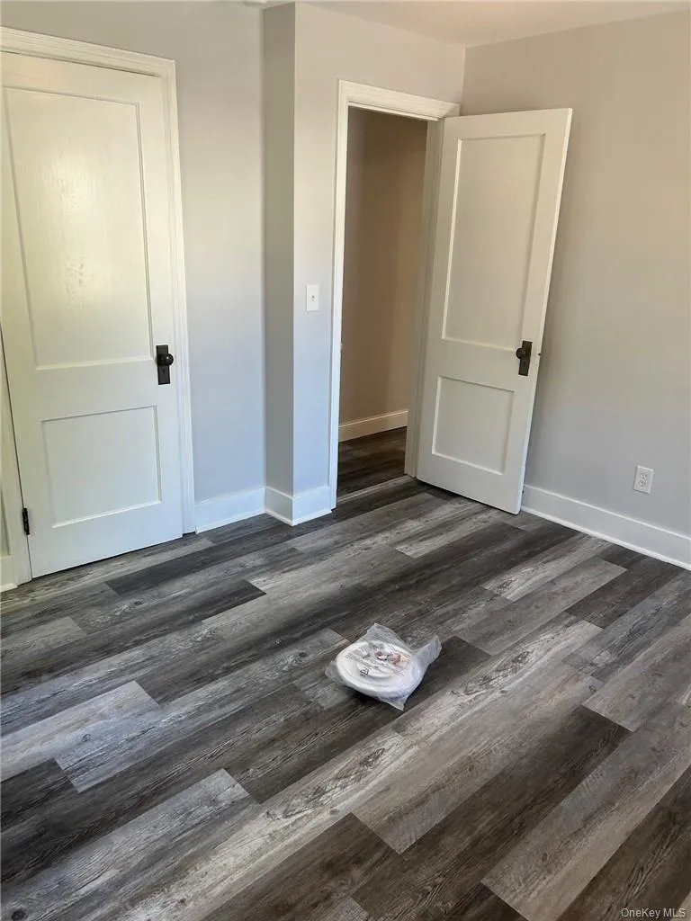 23 Wright Avenue, Hyde Park, NY, 3 Bedrooms Bedrooms, 6 Rooms Rooms,1 BathroomBathrooms,Residential Lease,For Rent,Wright,0,1037223 23 Wright Avenue, Hyde Park, NY, 3 Bedrooms Bedrooms, 6 Rooms Rooms,1 BathroomBathrooms,Residential Lease,For Rent,Wright,0,1037223