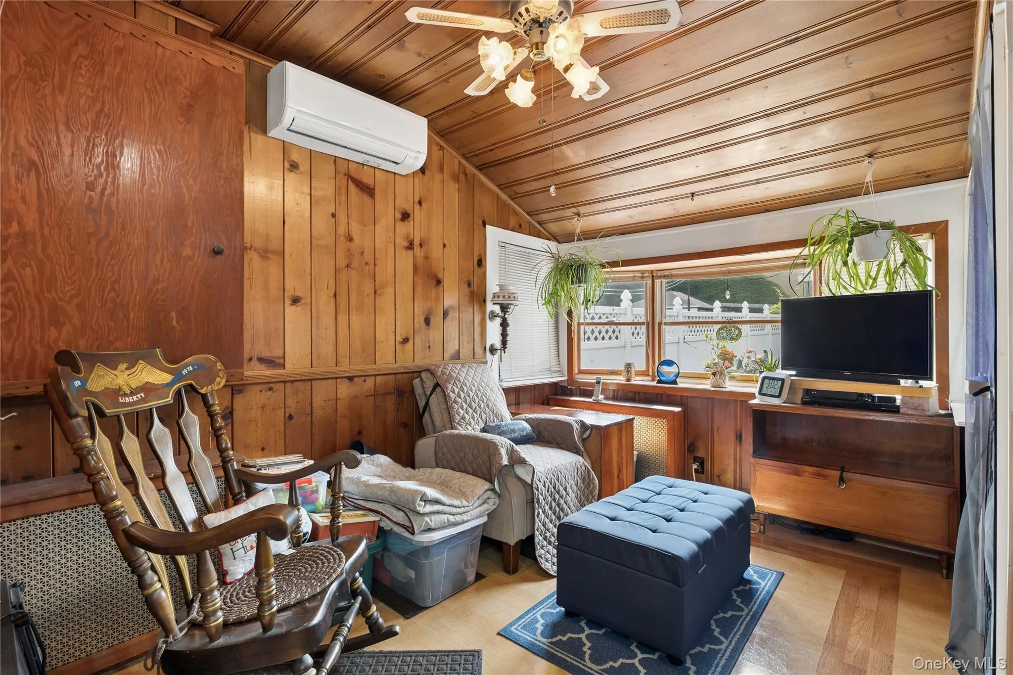 3236 Jordan Street, New York, NY, 3 Bedrooms Bedrooms, 7 Rooms Rooms,2 BathroomsBathrooms,Residential,For Rent,Jordan,0,1037228 3236 Jordan Street, New York, NY, 3 Bedrooms Bedrooms, 7 Rooms Rooms,2 BathroomsBathrooms,Residential,For Rent,Jordan,0,1037228
