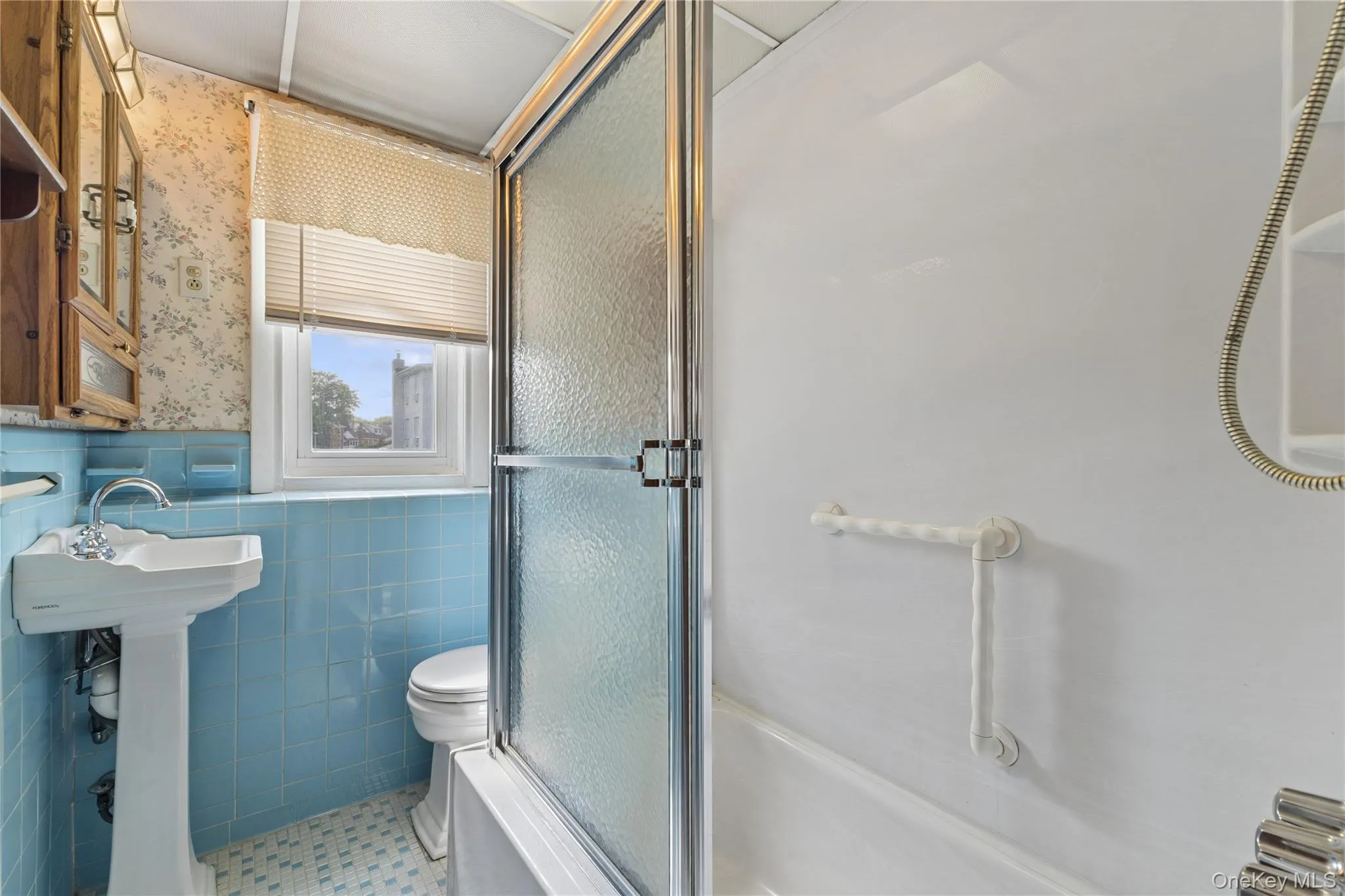 3236 Jordan Street, New York, NY, 3 Bedrooms Bedrooms, 7 Rooms Rooms,2 BathroomsBathrooms,Residential,For Rent,Jordan,0,1037228 3236 Jordan Street, New York, NY, 3 Bedrooms Bedrooms, 7 Rooms Rooms,2 BathroomsBathrooms,Residential,For Rent,Jordan,0,1037228
