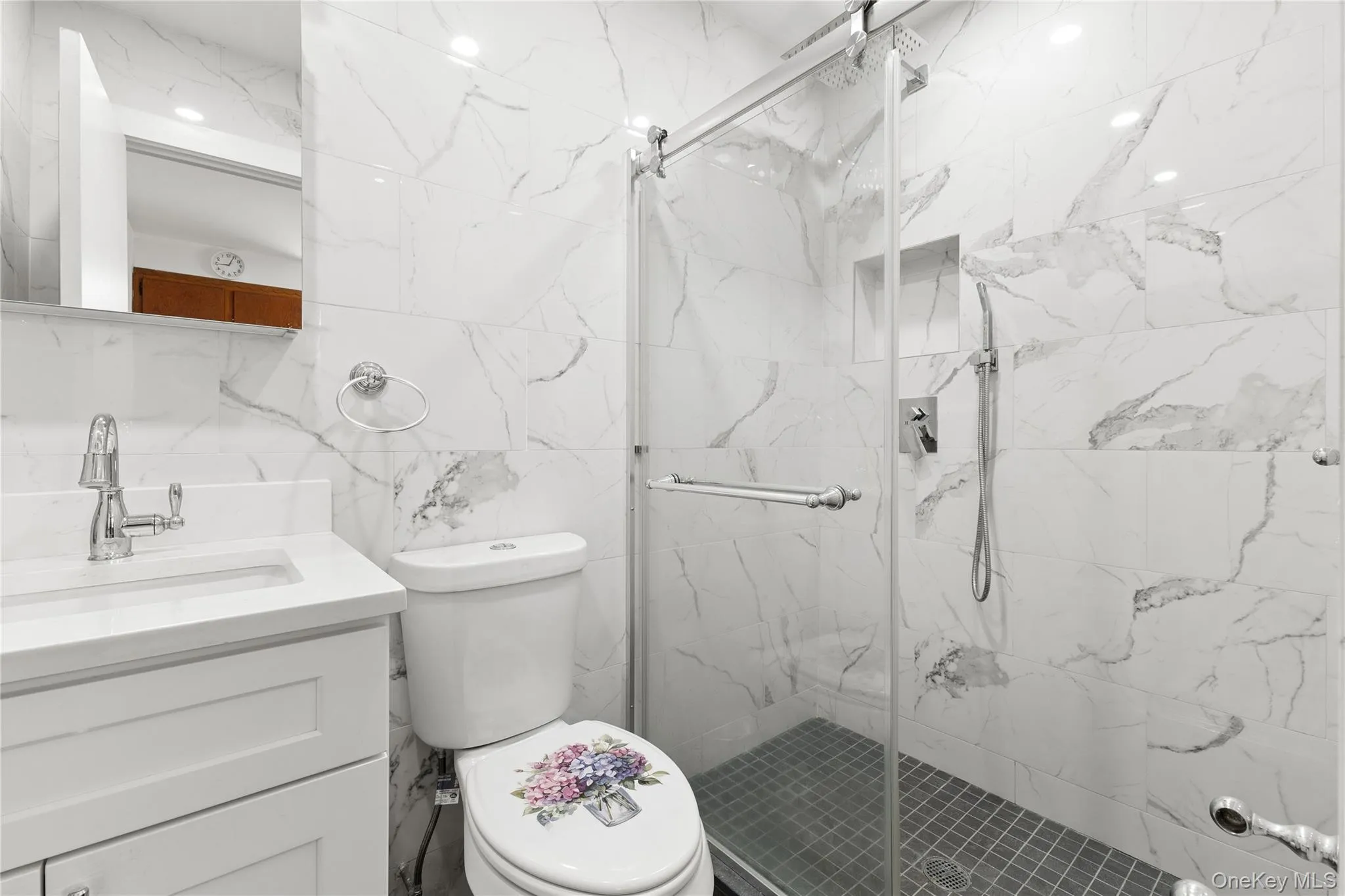 3236 Jordan Street, New York, NY, 3 Bedrooms Bedrooms, 7 Rooms Rooms,2 BathroomsBathrooms,Residential,For Rent,Jordan,0,1037228 3236 Jordan Street, New York, NY, 3 Bedrooms Bedrooms, 7 Rooms Rooms,2 BathroomsBathrooms,Residential,For Rent,Jordan,0,1037228