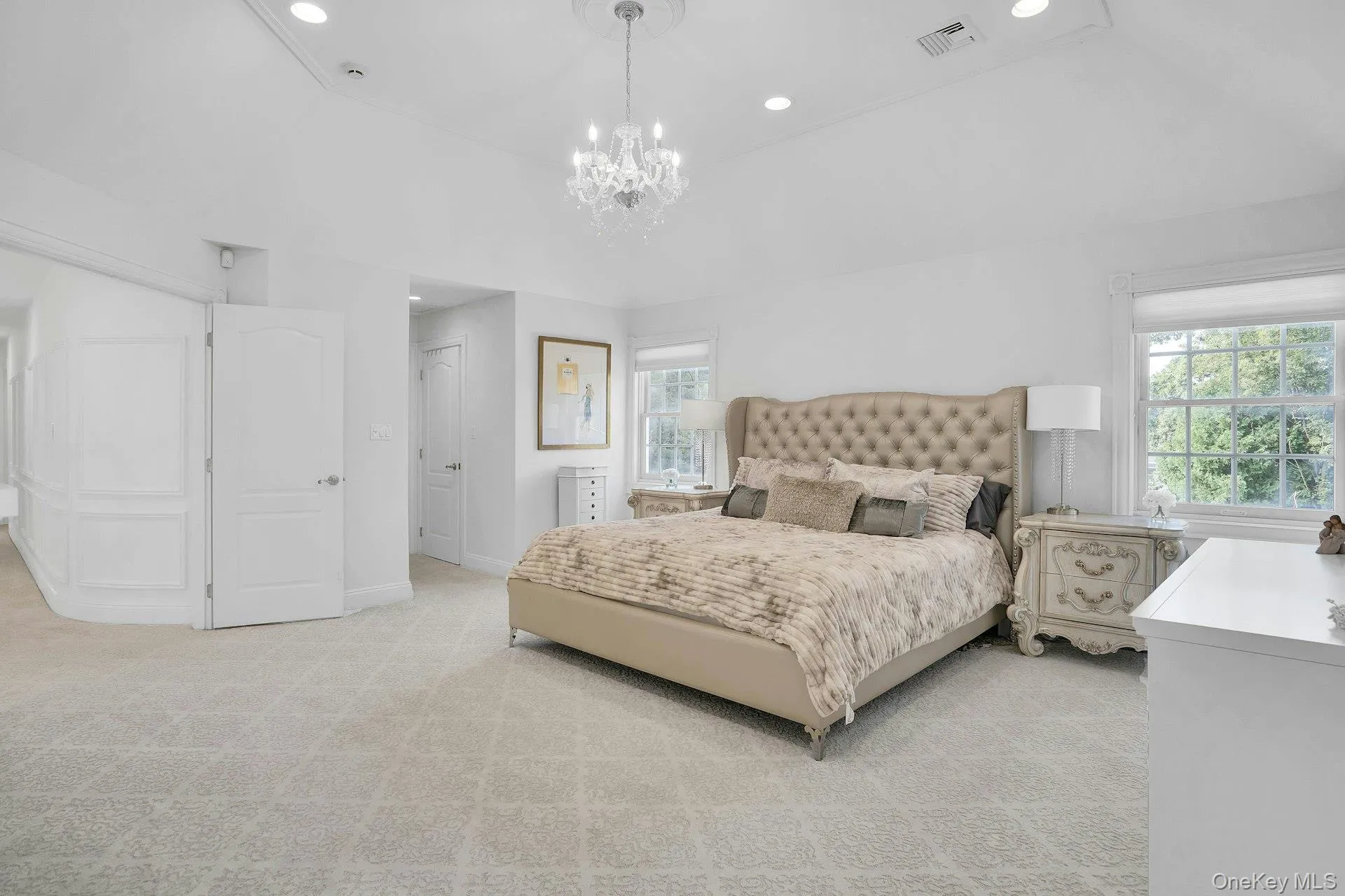 Soaring Ceilings. Soaring Ceilings.