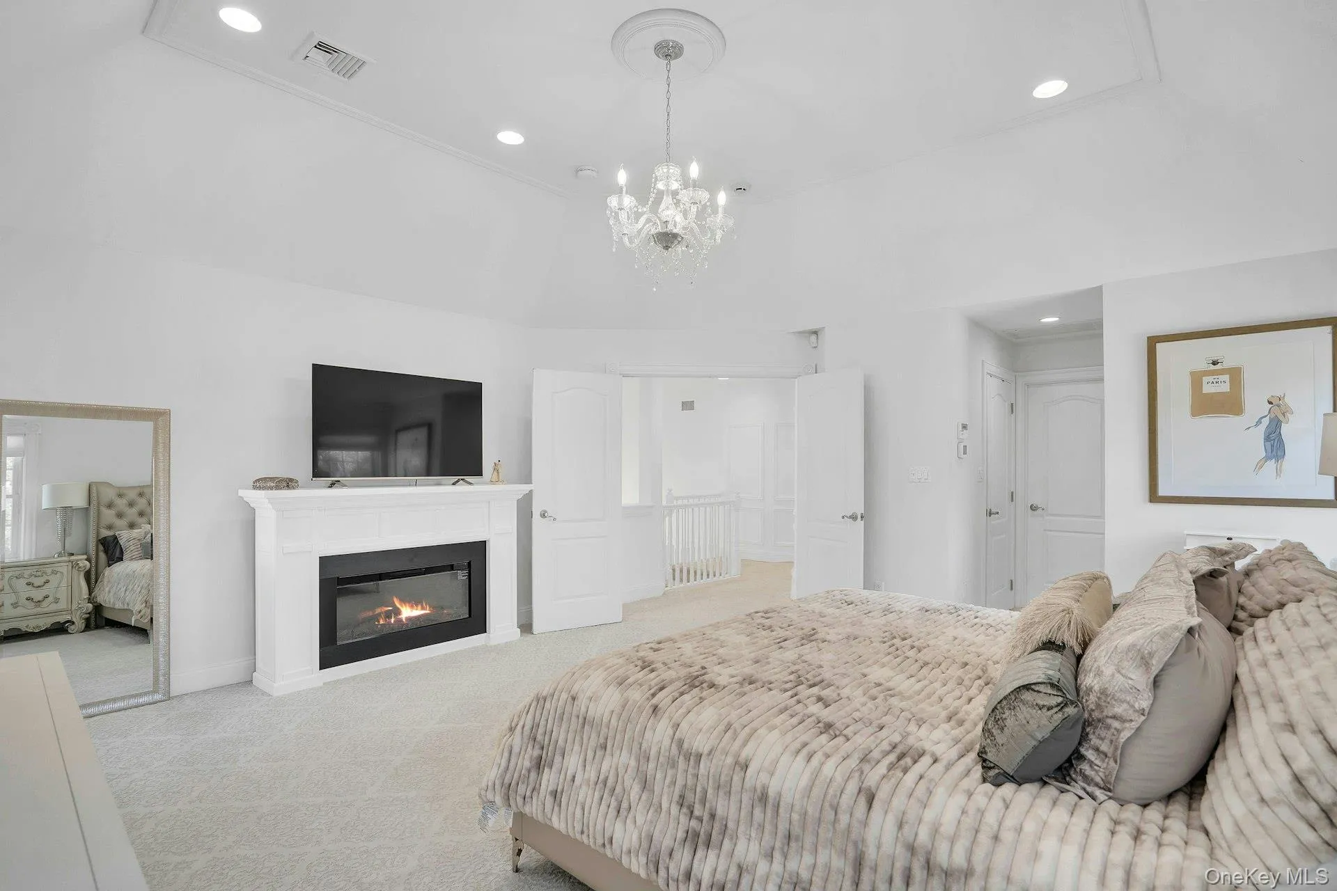 2 Walk-in-closets. 2 Walk-in-closets.