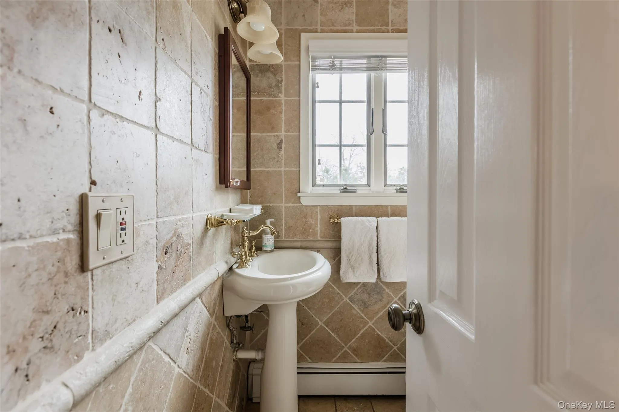 37 Bethany Drive, Smithtown, NY, 3 Bedrooms Bedrooms, 9 Rooms Rooms,1 BathroomBathrooms,Residential,For Rent,Bethany,0,1037230 37 Bethany Drive, Smithtown, NY, 3 Bedrooms Bedrooms, 9 Rooms Rooms,1 BathroomBathrooms,Residential,For Rent,Bethany,0,1037230