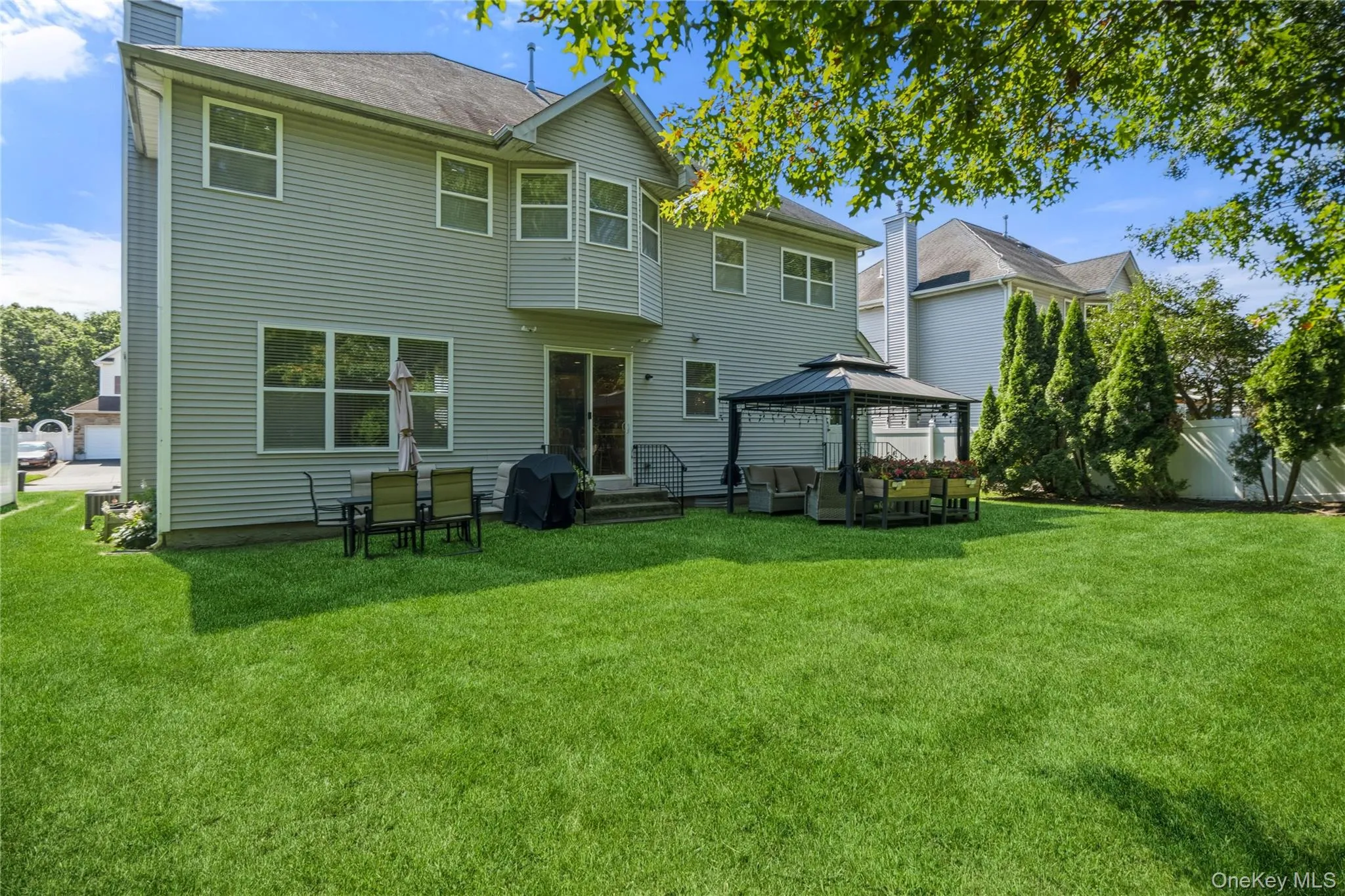 48 Peachtree Court, Brookhaven, NY, 4 Bedrooms Bedrooms, 12 Rooms Rooms,2 BathroomsBathrooms,Residential,For Rent,Peachtree,0,1037232 48 Peachtree Court, Brookhaven, NY, 4 Bedrooms Bedrooms, 12 Rooms Rooms,2 BathroomsBathrooms,Residential,For Rent,Peachtree,0,1037232