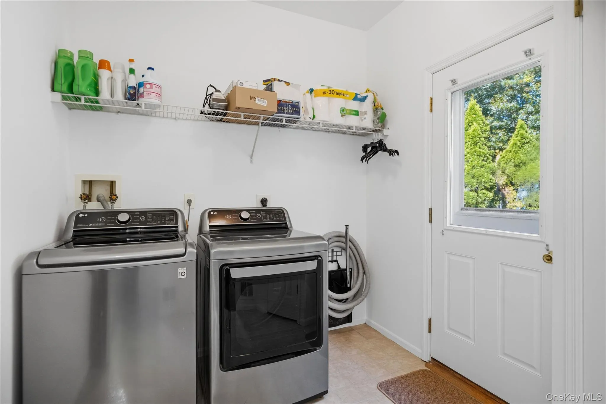 48 Peachtree Court, Brookhaven, NY, 4 Bedrooms Bedrooms, 12 Rooms Rooms,2 BathroomsBathrooms,Residential,For Rent,Peachtree,0,1037232 48 Peachtree Court, Brookhaven, NY, 4 Bedrooms Bedrooms, 12 Rooms Rooms,2 BathroomsBathrooms,Residential,For Rent,Peachtree,0,1037232