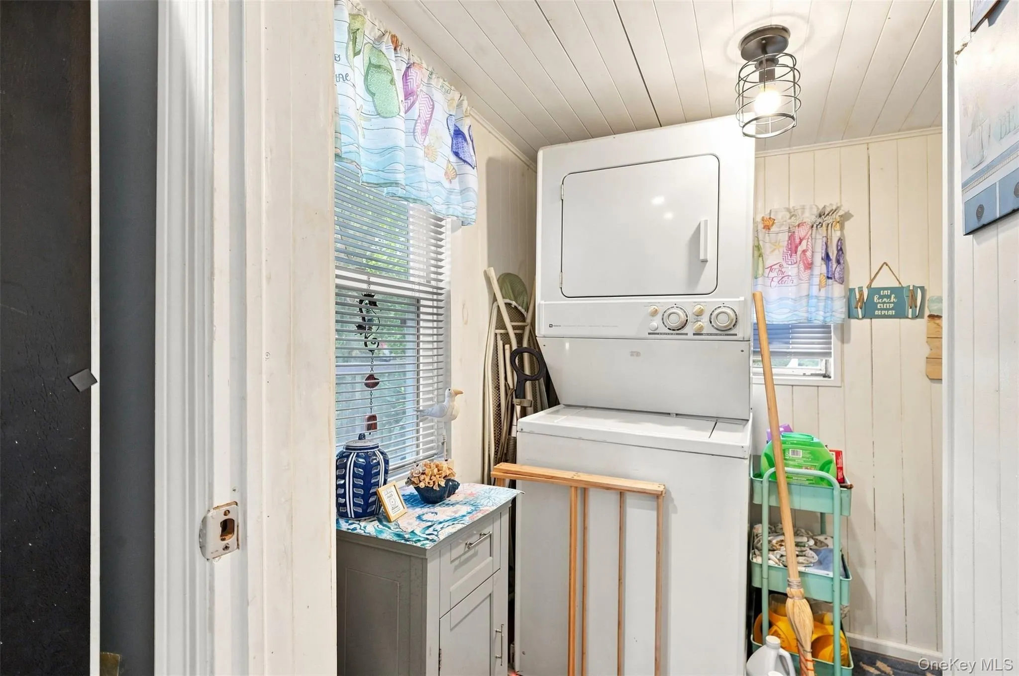 49 Gladstone Avenue, Montgomery, NY, 4 Bedrooms Bedrooms, 7 Rooms Rooms,1 BathroomBathrooms,Residential,For Rent,Gladstone,0,1037235 49 Gladstone Avenue, Montgomery, NY, 4 Bedrooms Bedrooms, 7 Rooms Rooms,1 BathroomBathrooms,Residential,For Rent,Gladstone,0,1037235