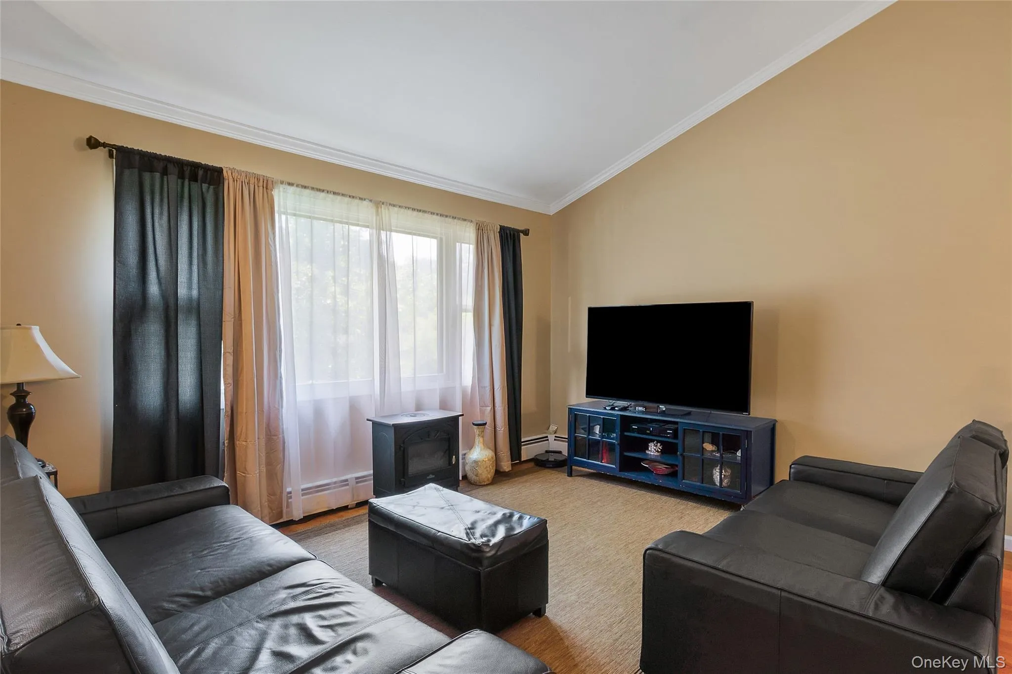 74 Heaton Road, Monroe, NY, 3 Bedrooms Bedrooms, 7 Rooms Rooms,2 BathroomsBathrooms,Residential,For Rent,Heaton,0,1037241 74 Heaton Road, Monroe, NY, 3 Bedrooms Bedrooms, 7 Rooms Rooms,2 BathroomsBathrooms,Residential,For Rent,Heaton,0,1037241