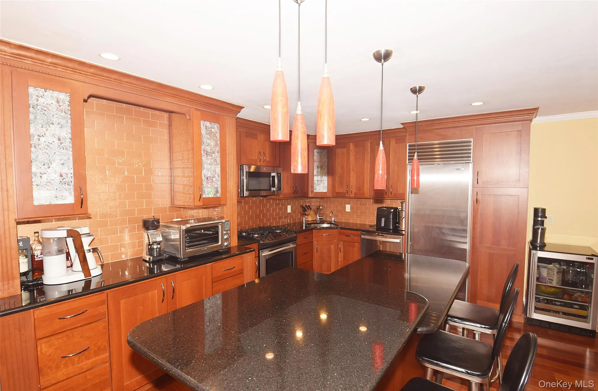 13-19 Michael Court, New York, NY, 3 Bedrooms Bedrooms, 6 Rooms Rooms,2 BathroomsBathrooms,Residential,For Rent,Michael,0,1037242 13-19 Michael Court, New York, NY, 3 Bedrooms Bedrooms, 6 Rooms Rooms,2 BathroomsBathrooms,Residential,For Rent,Michael,0,1037242
