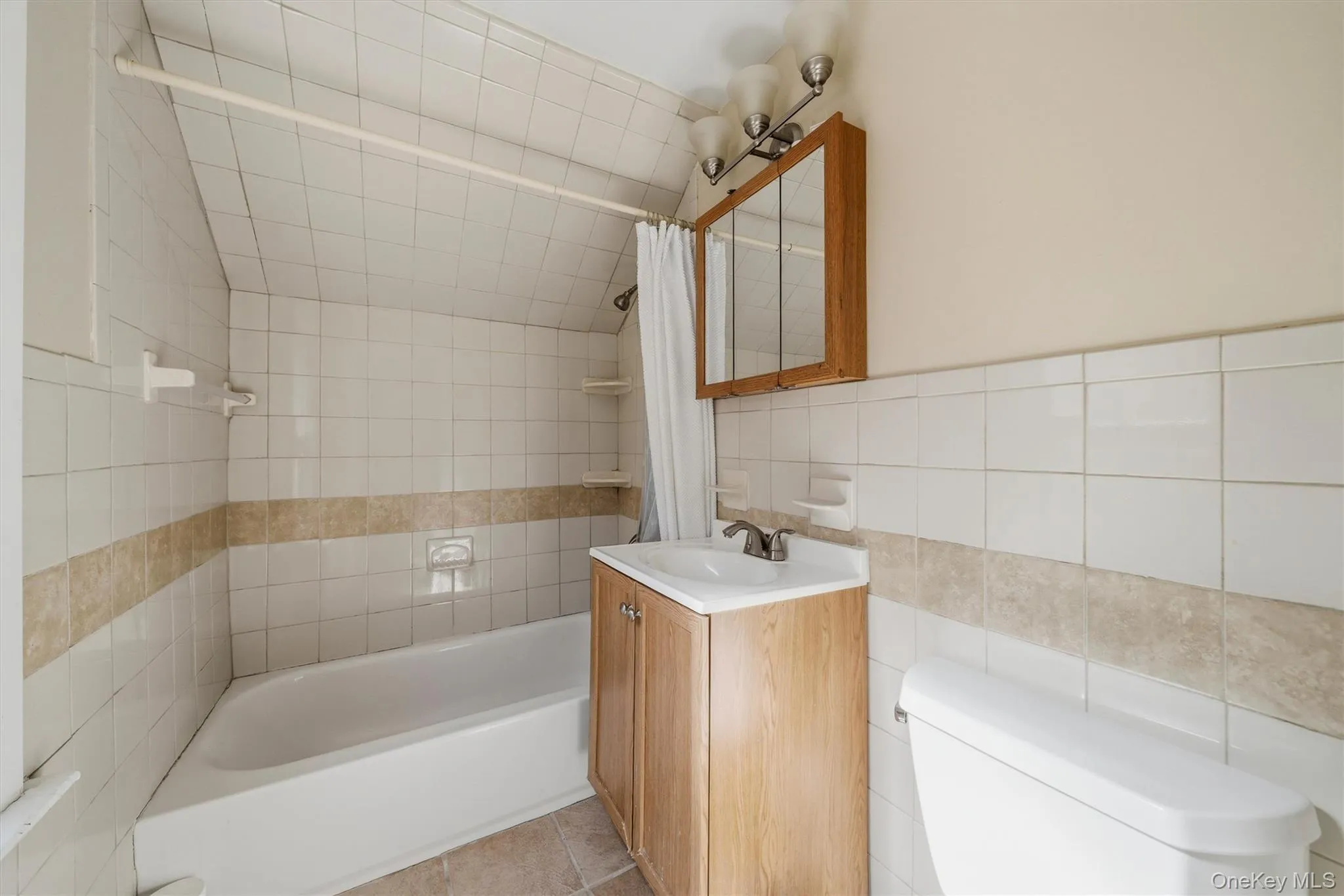 2400 Morgan Avenue, New York, NY, 3 Bedrooms Bedrooms, 7 Rooms Rooms,3 BathroomsBathrooms,Residential,For Rent,Morgan,0,1037243 2400 Morgan Avenue, New York, NY, 3 Bedrooms Bedrooms, 7 Rooms Rooms,3 BathroomsBathrooms,Residential,For Rent,Morgan,0,1037243
