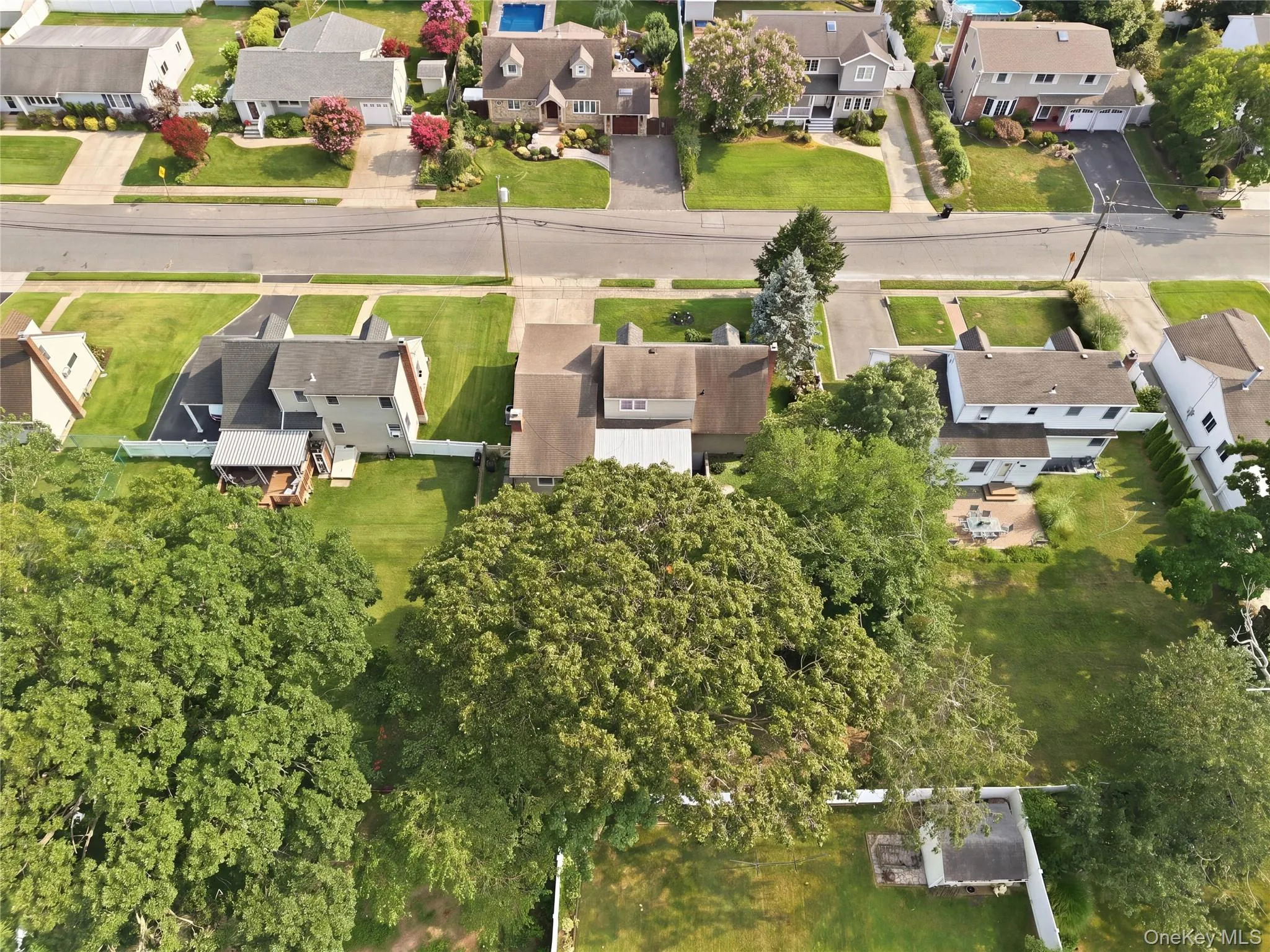 391 Oakwood Avenue, Islip, NY, 4 Bedrooms Bedrooms, 9 Rooms Rooms,2 BathroomsBathrooms,Residential,For Rent,Oakwood,0,1037247 391 Oakwood Avenue, Islip, NY, 4 Bedrooms Bedrooms, 9 Rooms Rooms,2 BathroomsBathrooms,Residential,For Rent,Oakwood,0,1037247