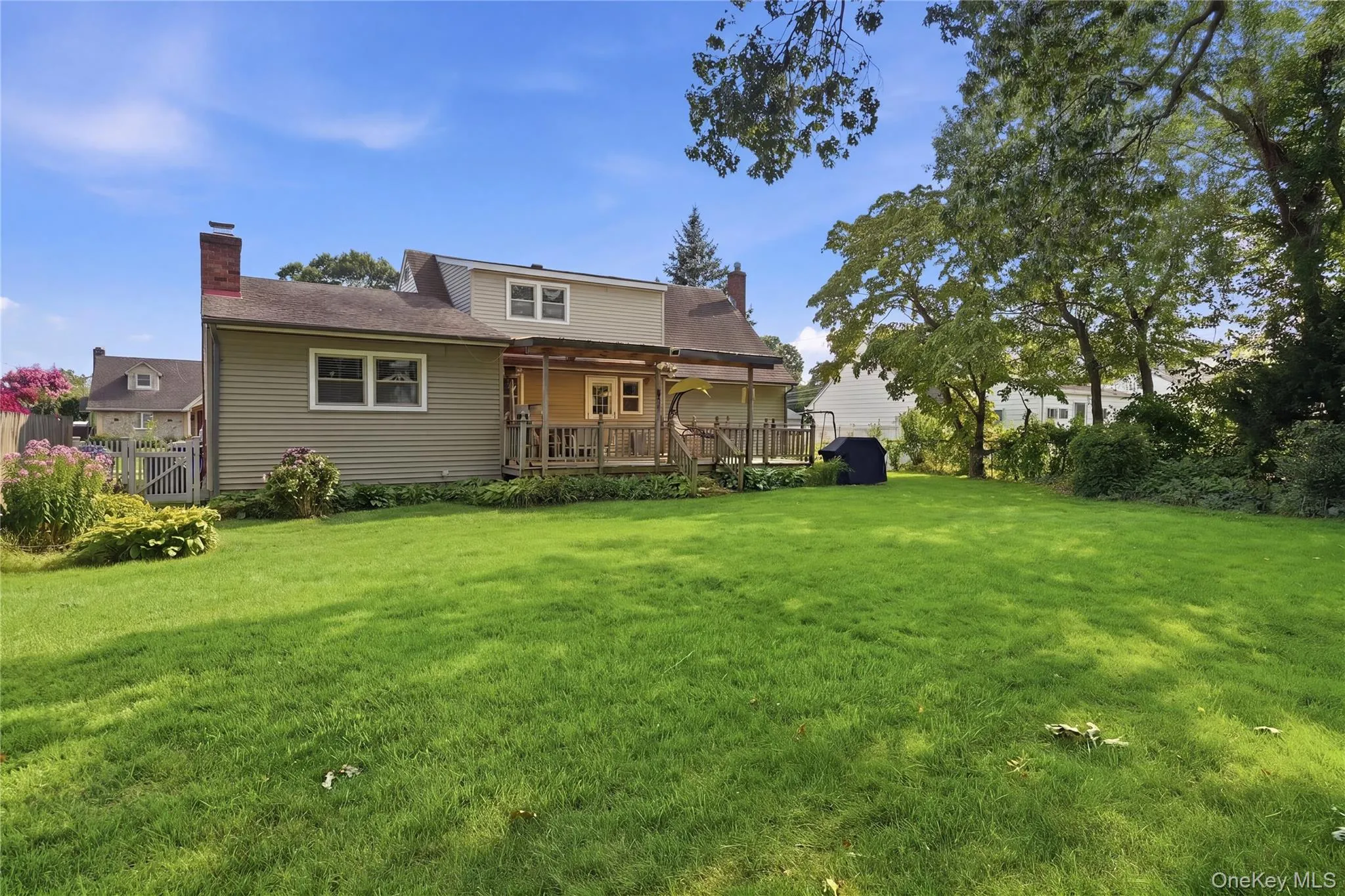 391 Oakwood Avenue, Islip, NY, 4 Bedrooms Bedrooms, 9 Rooms Rooms,2 BathroomsBathrooms,Residential,For Rent,Oakwood,0,1037247 391 Oakwood Avenue, Islip, NY, 4 Bedrooms Bedrooms, 9 Rooms Rooms,2 BathroomsBathrooms,Residential,For Rent,Oakwood,0,1037247