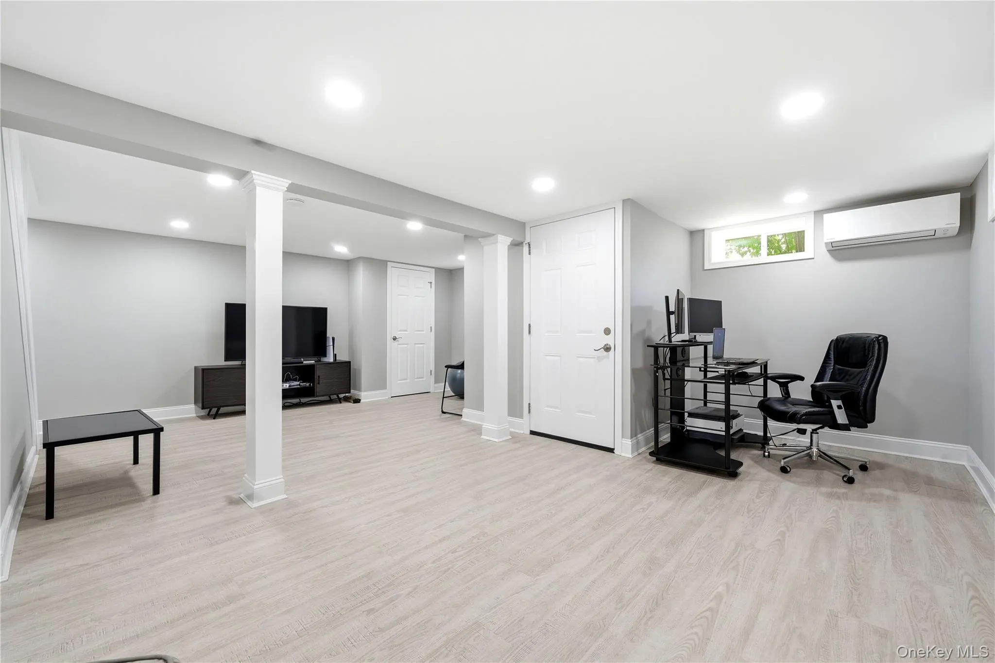 391 Oakwood Avenue, Islip, NY, 4 Bedrooms Bedrooms, 9 Rooms Rooms,2 BathroomsBathrooms,Residential,For Rent,Oakwood,0,1037247 391 Oakwood Avenue, Islip, NY, 4 Bedrooms Bedrooms, 9 Rooms Rooms,2 BathroomsBathrooms,Residential,For Rent,Oakwood,0,1037247