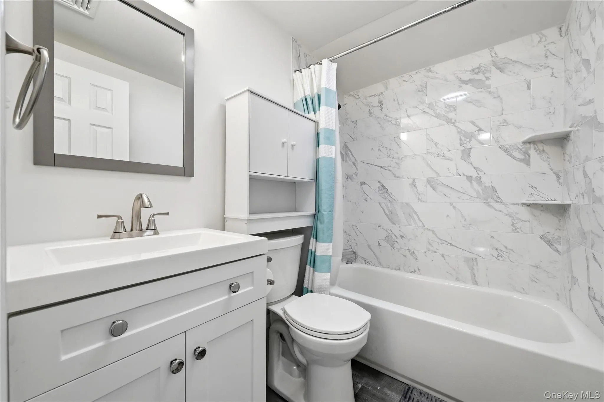391 Oakwood Avenue, Islip, NY, 4 Bedrooms Bedrooms, 9 Rooms Rooms,2 BathroomsBathrooms,Residential,For Rent,Oakwood,0,1037247 391 Oakwood Avenue, Islip, NY, 4 Bedrooms Bedrooms, 9 Rooms Rooms,2 BathroomsBathrooms,Residential,For Rent,Oakwood,0,1037247