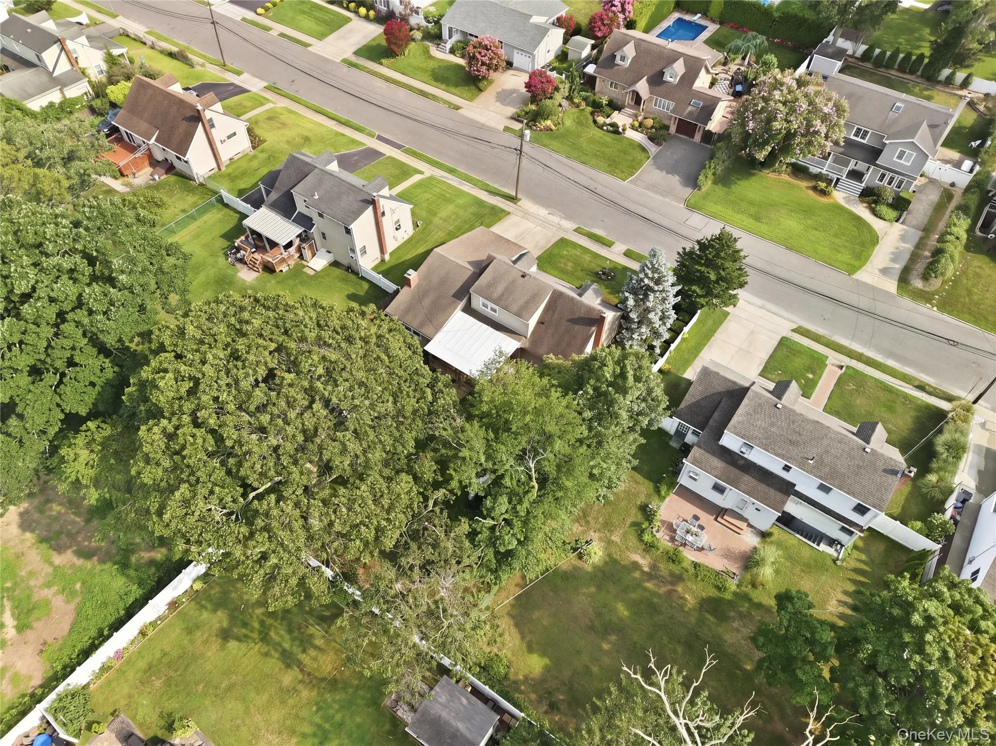 391 Oakwood Avenue, Islip, NY, 4 Bedrooms Bedrooms, 9 Rooms Rooms,2 BathroomsBathrooms,Residential,For Rent,Oakwood,0,1037247 391 Oakwood Avenue, Islip, NY, 4 Bedrooms Bedrooms, 9 Rooms Rooms,2 BathroomsBathrooms,Residential,For Rent,Oakwood,0,1037247