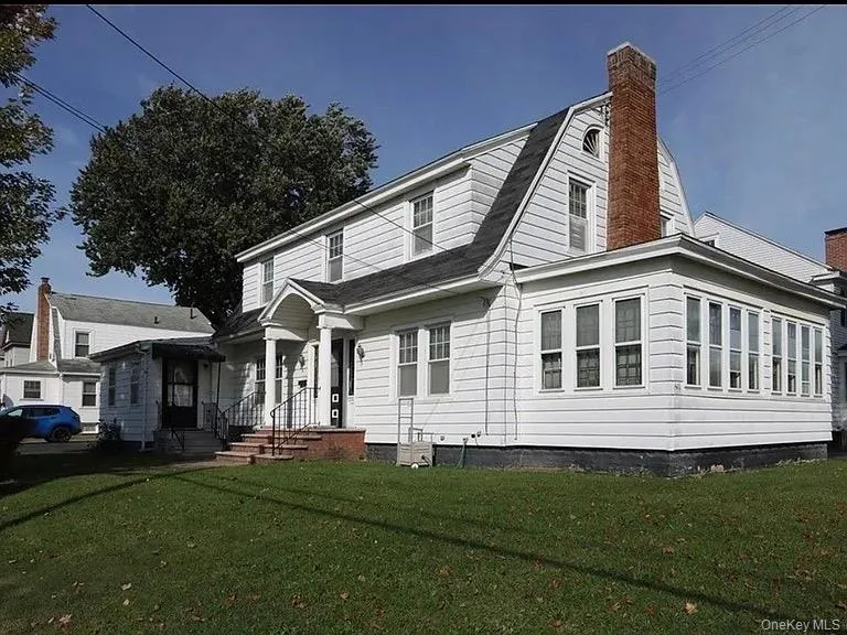 601 Wadsworth Street, Syracuse, NY, 4 Bedrooms Bedrooms, 10 Rooms Rooms,2 BathroomsBathrooms,Residential Lease,For Rent,Wadsworth,0,1037252 601 Wadsworth Street, Syracuse, NY, 4 Bedrooms Bedrooms, 10 Rooms Rooms,2 BathroomsBathrooms,Residential Lease,For Rent,Wadsworth,0,1037252