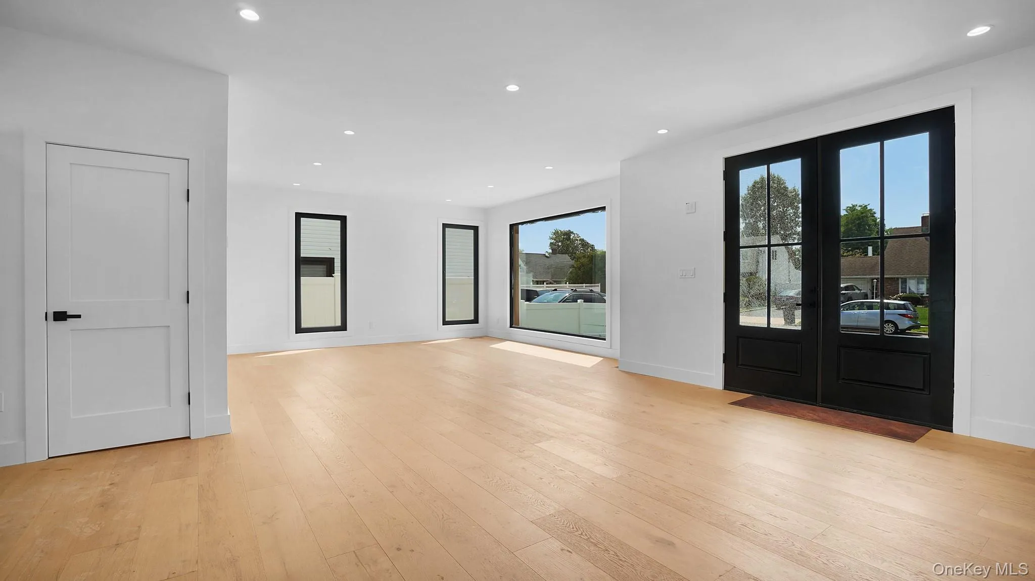 25 Red Maple Drive, Hempstead, NY, 5 Bedrooms Bedrooms, 10 Rooms Rooms,4 BathroomsBathrooms,Residential,For Rent,Red Maple,0,1037253 25 Red Maple Drive, Hempstead, NY, 5 Bedrooms Bedrooms, 10 Rooms Rooms,4 BathroomsBathrooms,Residential,For Rent,Red Maple,0,1037253