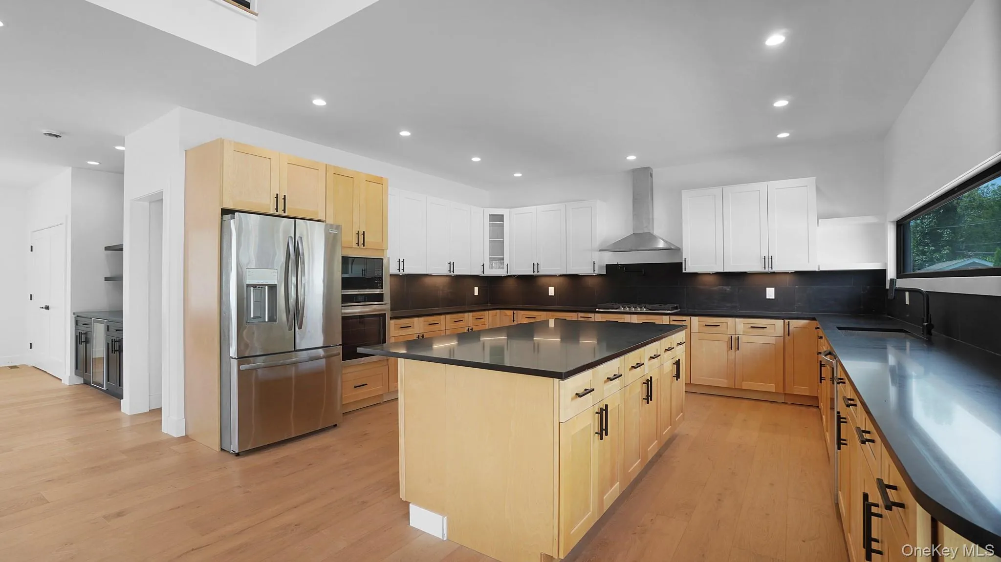 25 Red Maple Drive, Hempstead, NY, 5 Bedrooms Bedrooms, 10 Rooms Rooms,4 BathroomsBathrooms,Residential,For Rent,Red Maple,0,1037253 25 Red Maple Drive, Hempstead, NY, 5 Bedrooms Bedrooms, 10 Rooms Rooms,4 BathroomsBathrooms,Residential,For Rent,Red Maple,0,1037253