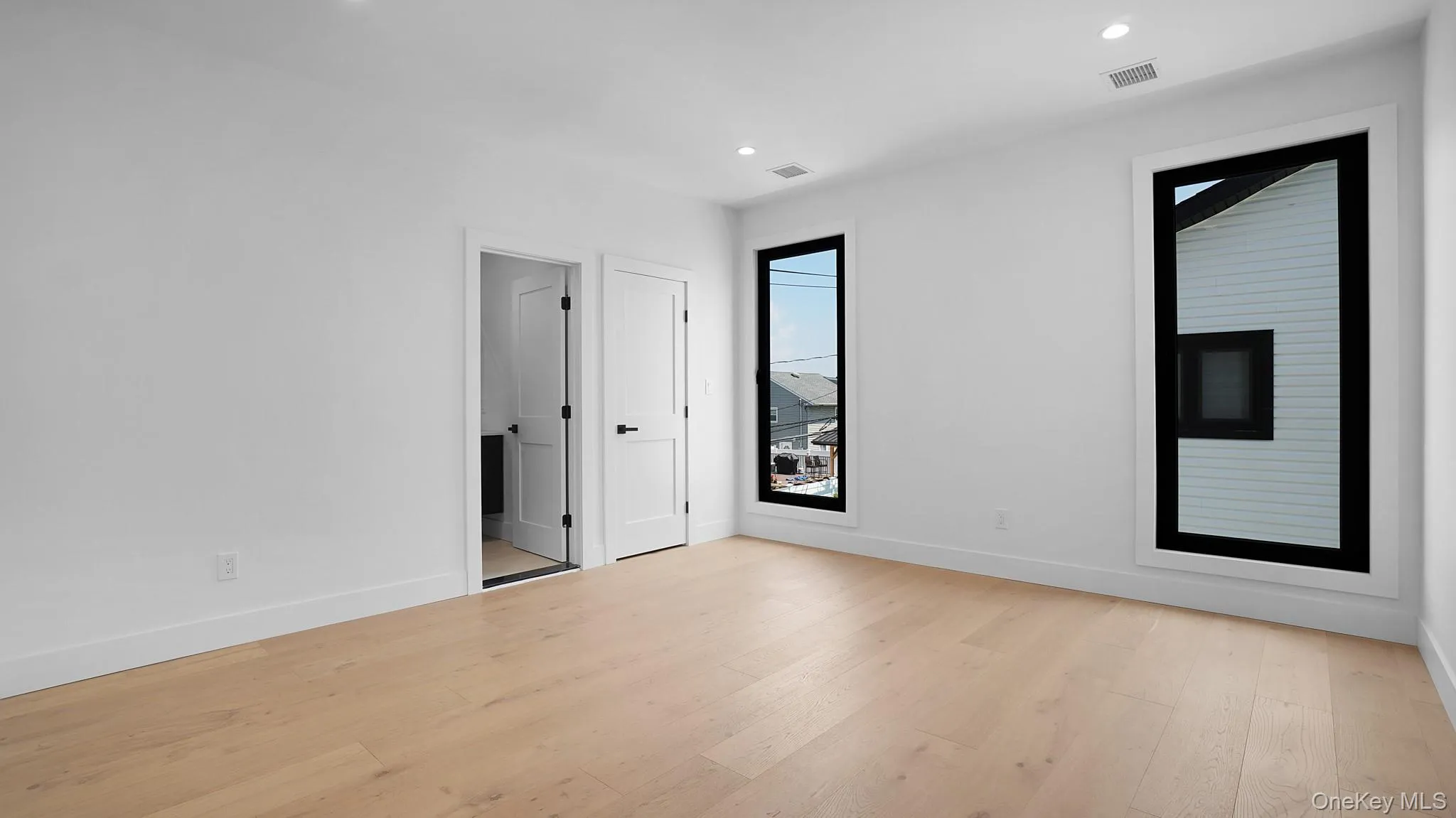 25 Red Maple Drive, Hempstead, NY, 5 Bedrooms Bedrooms, 10 Rooms Rooms,4 BathroomsBathrooms,Residential,For Rent,Red Maple,0,1037253 25 Red Maple Drive, Hempstead, NY, 5 Bedrooms Bedrooms, 10 Rooms Rooms,4 BathroomsBathrooms,Residential,For Rent,Red Maple,0,1037253
