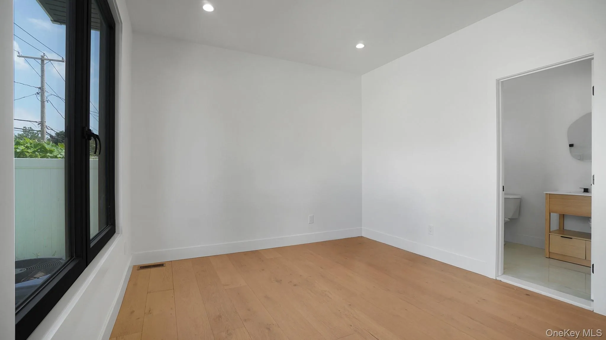 25 Red Maple Drive, Hempstead, NY, 5 Bedrooms Bedrooms, 10 Rooms Rooms,4 BathroomsBathrooms,Residential,For Rent,Red Maple,0,1037253 25 Red Maple Drive, Hempstead, NY, 5 Bedrooms Bedrooms, 10 Rooms Rooms,4 BathroomsBathrooms,Residential,For Rent,Red Maple,0,1037253
