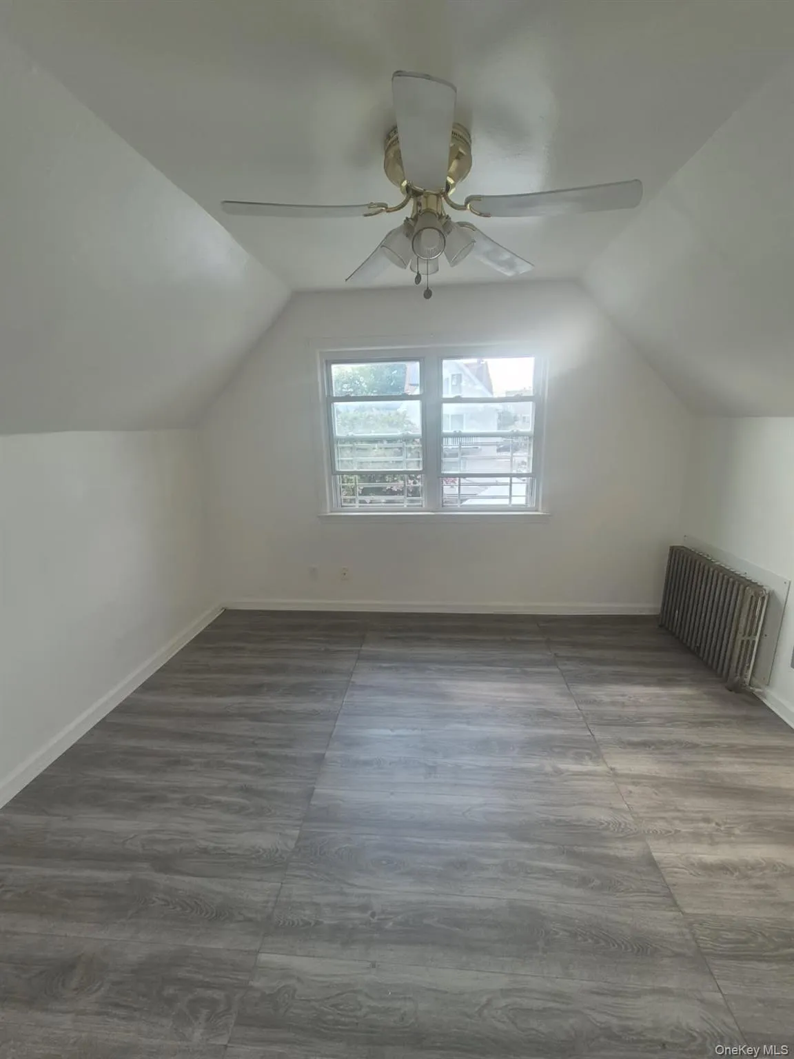 137-36 242nd Street, New York, NY, 1 Bedroom Bedrooms, 3 Rooms Rooms,1 BathroomBathrooms,Residential Lease,For Rent,242nd,0,1037255 137-36 242nd Street, New York, NY, 1 Bedroom Bedrooms, 3 Rooms Rooms,1 BathroomBathrooms,Residential Lease,For Rent,242nd,0,1037255