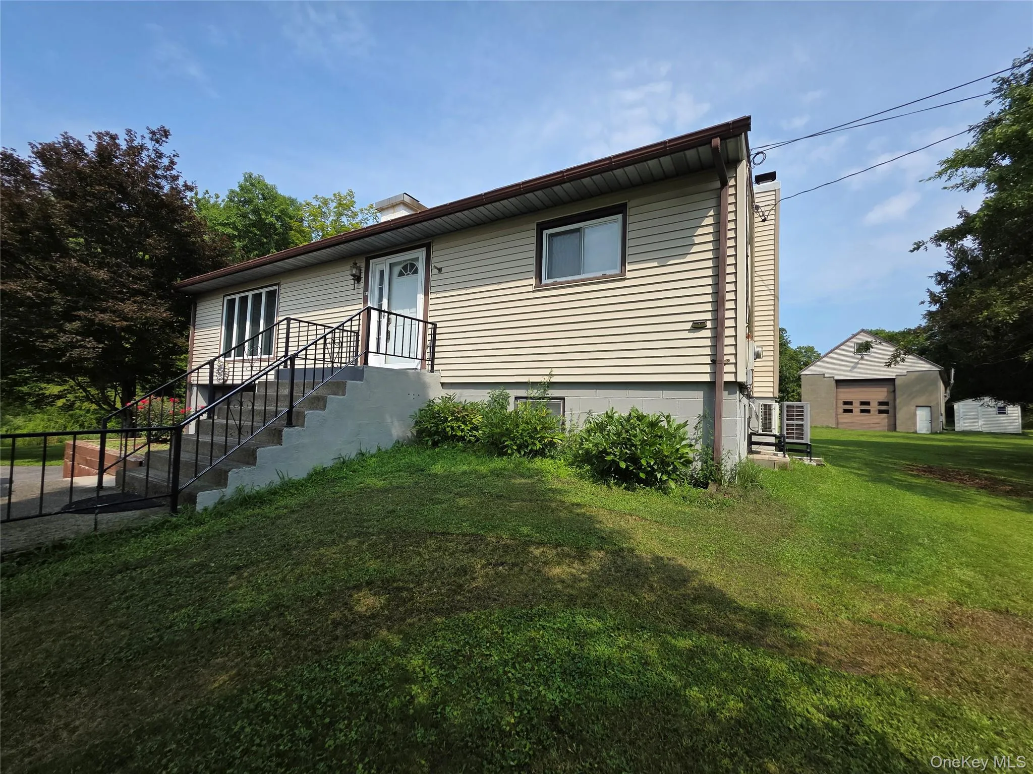 84 Pine Road, Hyde Park, NY, 3 Bedrooms Bedrooms, 7 Rooms Rooms,2 BathroomsBathrooms,Residential,For Rent,Pine,0,1037256 84 Pine Road, Hyde Park, NY, 3 Bedrooms Bedrooms, 7 Rooms Rooms,2 BathroomsBathrooms,Residential,For Rent,Pine,0,1037256