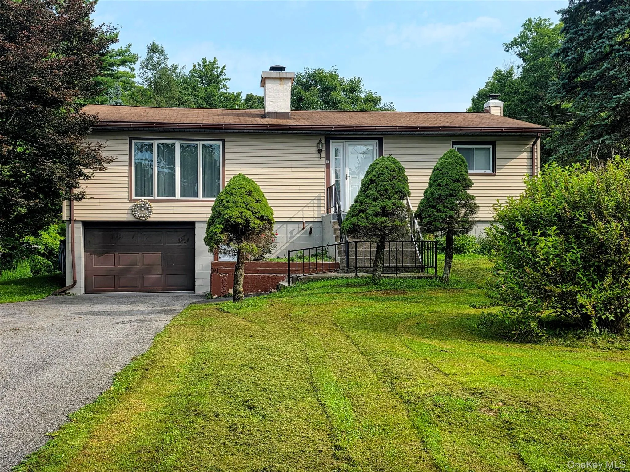 84 Pine Road, Hyde Park, NY, 3 Bedrooms Bedrooms, 7 Rooms Rooms,2 BathroomsBathrooms,Residential,For Rent,Pine,0,1037256 84 Pine Road, Hyde Park, NY, 3 Bedrooms Bedrooms, 7 Rooms Rooms,2 BathroomsBathrooms,Residential,For Rent,Pine,0,1037256