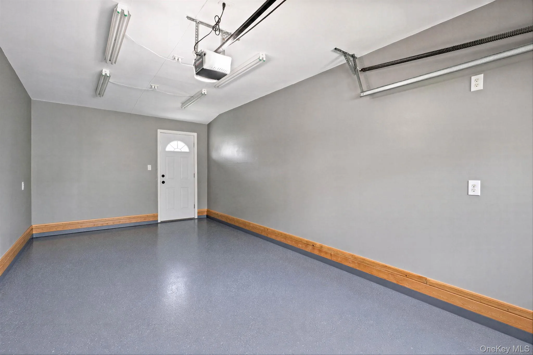 25 Dudley Lane, Smithtown, NY, 3 Bedrooms Bedrooms, 7 Rooms Rooms,1 BathroomBathrooms,Residential,For Rent,Dudley,0,1037257 25 Dudley Lane, Smithtown, NY, 3 Bedrooms Bedrooms, 7 Rooms Rooms,1 BathroomBathrooms,Residential,For Rent,Dudley,0,1037257