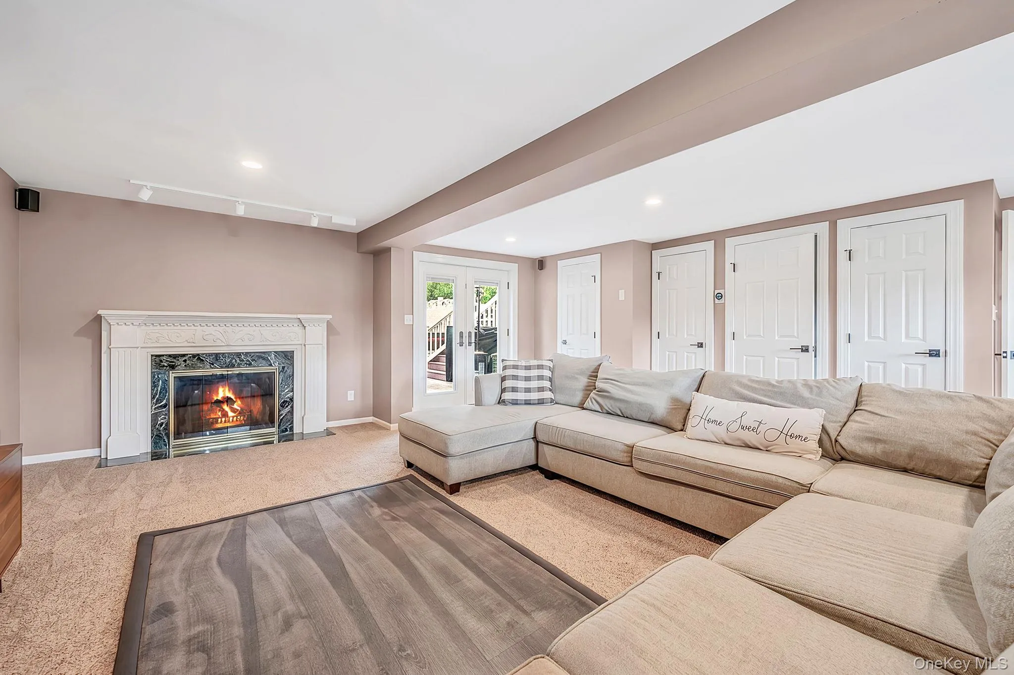 25 Dudley Lane, Smithtown, NY, 3 Bedrooms Bedrooms, 7 Rooms Rooms,1 BathroomBathrooms,Residential,For Rent,Dudley,0,1037257 25 Dudley Lane, Smithtown, NY, 3 Bedrooms Bedrooms, 7 Rooms Rooms,1 BathroomBathrooms,Residential,For Rent,Dudley,0,1037257