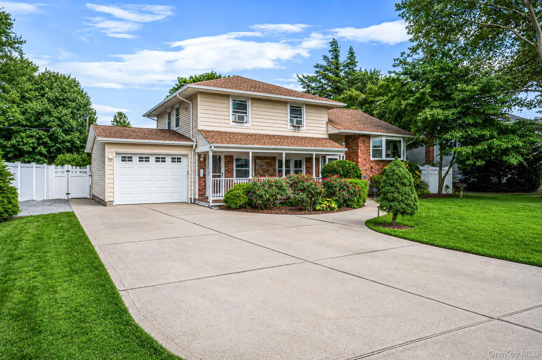 25 Dudley Lane, Smithtown, NY, 3 Bedrooms Bedrooms, 7 Rooms Rooms,1 BathroomBathrooms,Residential,For Rent,Dudley,0,1037257 25 Dudley Lane, Smithtown, NY, 3 Bedrooms Bedrooms, 7 Rooms Rooms,1 BathroomBathrooms,Residential,For Rent,Dudley,0,1037257