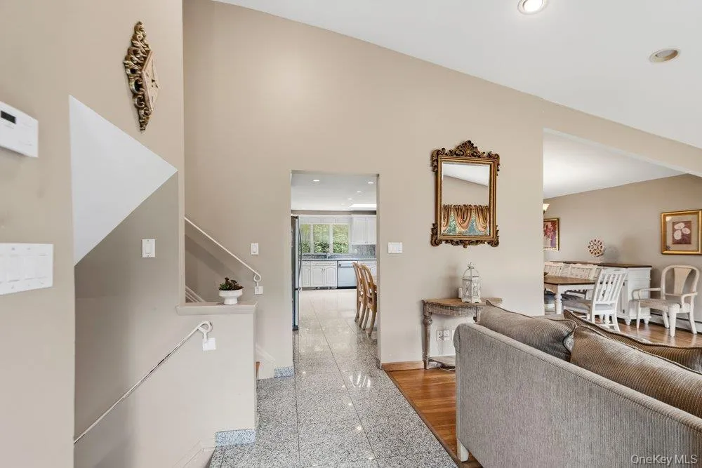 11 Laurie Place, Glen Cove, NY, 4 Bedrooms Bedrooms, 10 Rooms Rooms,3 BathroomsBathrooms,Residential,For Rent,Laurie,0,1037259 11 Laurie Place, Glen Cove, NY, 4 Bedrooms Bedrooms, 10 Rooms Rooms,3 BathroomsBathrooms,Residential,For Rent,Laurie,0,1037259