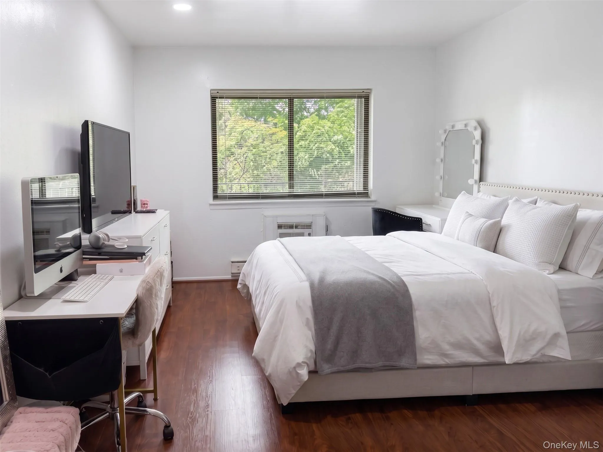 115 Dehaven Drive, Yonkers, NY, 1 Bedroom Bedrooms, 3 Rooms Rooms,1 BathroomBathrooms,Residential,For Rent,Dehaven,0,1037263 115 Dehaven Drive, Yonkers, NY, 1 Bedroom Bedrooms, 3 Rooms Rooms,1 BathroomBathrooms,Residential,For Rent,Dehaven,0,1037263