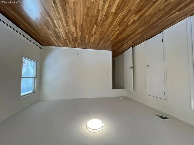 35 Sands Point Road, North Hempstead, NY, 3 Bedrooms Bedrooms, 6 Rooms Rooms,1 BathroomBathrooms,Residential Lease,For Rent,Sands Point,0,1037266 35 Sands Point Road, North Hempstead, NY, 3 Bedrooms Bedrooms, 6 Rooms Rooms,1 BathroomBathrooms,Residential Lease,For Rent,Sands Point,0,1037266