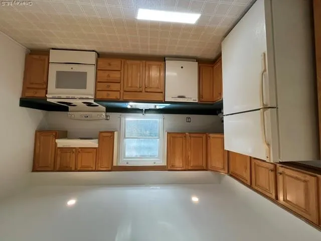 35 Sands Point Road, North Hempstead, NY, 3 Bedrooms Bedrooms, 6 Rooms Rooms,1 BathroomBathrooms,Residential Lease,For Rent,Sands Point,0,1037266 35 Sands Point Road, North Hempstead, NY, 3 Bedrooms Bedrooms, 6 Rooms Rooms,1 BathroomBathrooms,Residential Lease,For Rent,Sands Point,0,1037266