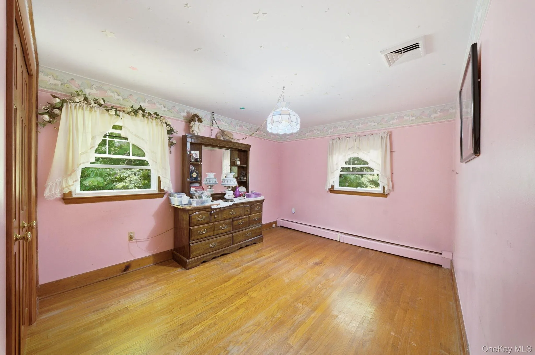 2nd Bedroom 2nd Bedroom