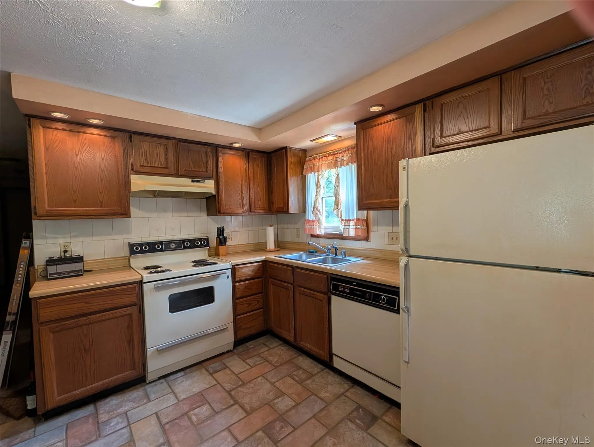 77 Murphy Road, Bethel, NY, 3 Bedrooms Bedrooms, 7 Rooms Rooms,2 BathroomsBathrooms,Residential,For Rent,Murphy,0,1037274 77 Murphy Road, Bethel, NY, 3 Bedrooms Bedrooms, 7 Rooms Rooms,2 BathroomsBathrooms,Residential,For Rent,Murphy,0,1037274