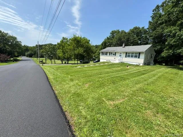 20 Meadow Avenue, Blooming Grove, NY, 3 Bedrooms Bedrooms, 6 Rooms Rooms,1 BathroomBathrooms,Residential,For Rent,Meadow,0,1037275 20 Meadow Avenue, Blooming Grove, NY, 3 Bedrooms Bedrooms, 6 Rooms Rooms,1 BathroomBathrooms,Residential,For Rent,Meadow,0,1037275