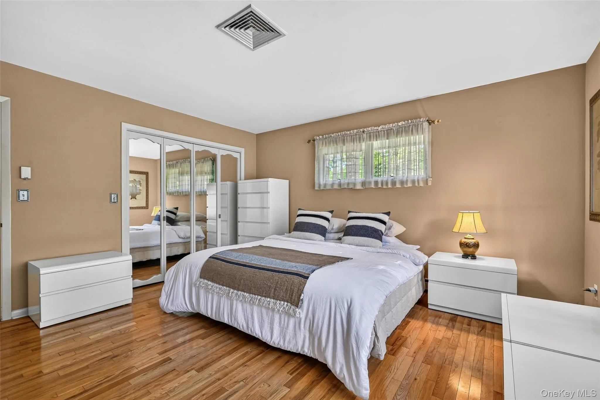 60 Susan Drive, Newburgh (town), NY, 4 Bedrooms Bedrooms, 12 Rooms Rooms,3 BathroomsBathrooms,Residential,For Rent,Susan,0,1037281 60 Susan Drive, Newburgh (town), NY, 4 Bedrooms Bedrooms, 12 Rooms Rooms,3 BathroomsBathrooms,Residential,For Rent,Susan,0,1037281