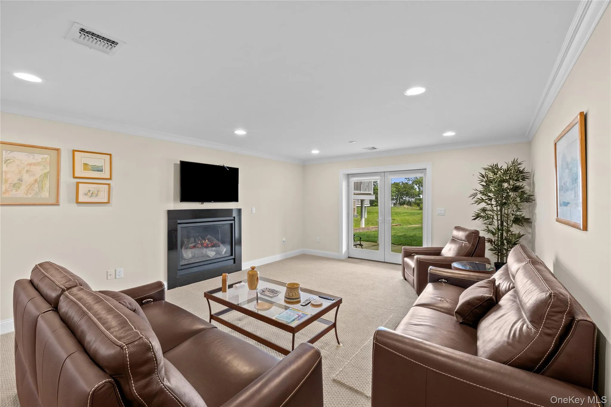 35 Theresa Lane, Brookhaven, NY, 3 Bedrooms Bedrooms, 7 Rooms Rooms,3 BathroomsBathrooms,Residential,For Rent,Theresa,0,1037285 35 Theresa Lane, Brookhaven, NY, 3 Bedrooms Bedrooms, 7 Rooms Rooms,3 BathroomsBathrooms,Residential,For Rent,Theresa,0,1037285