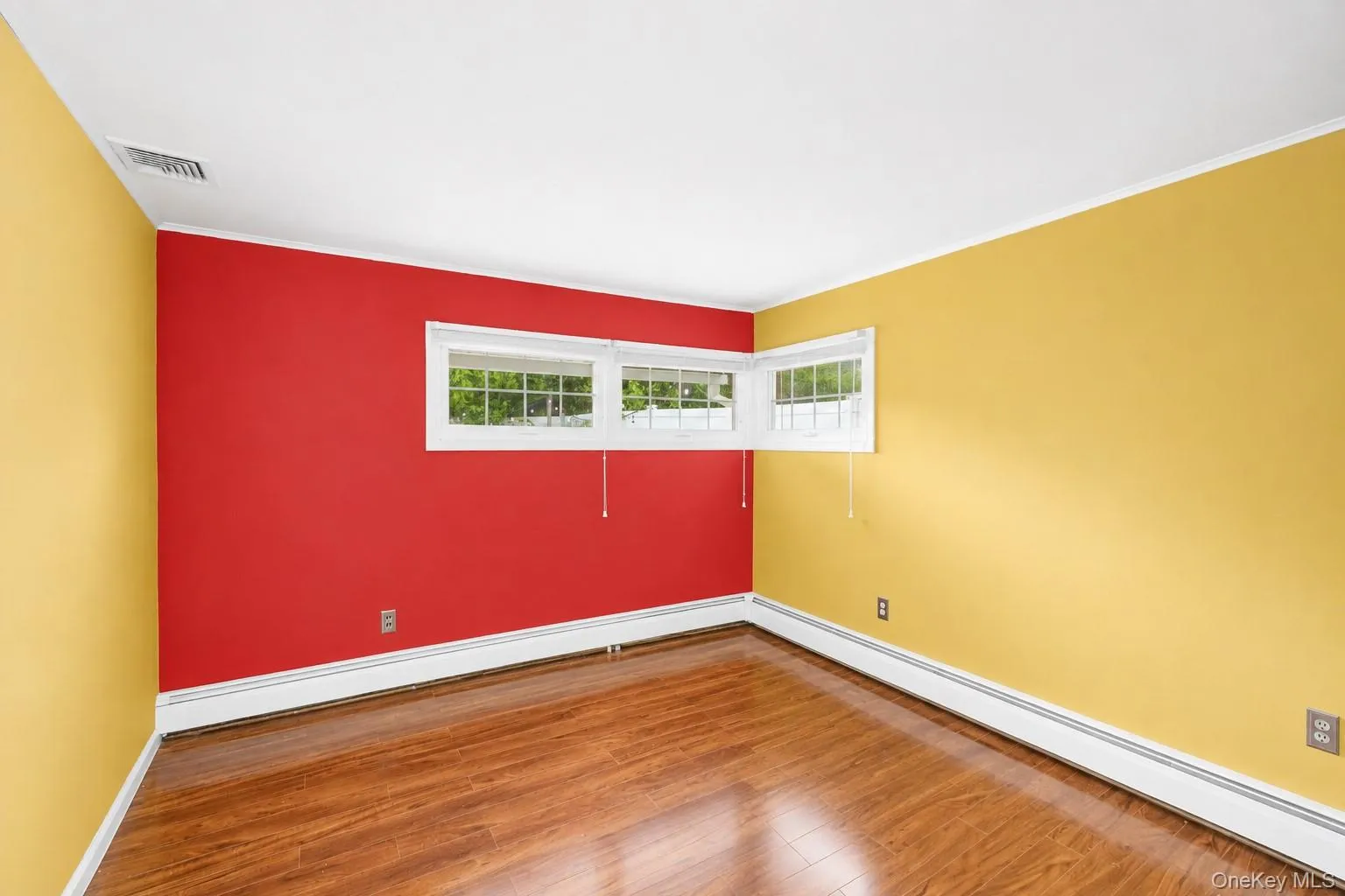 34 Hedge Lane, North Hempstead, NY, 5 Bedrooms Bedrooms, 8 Rooms Rooms,2 BathroomsBathrooms,Residential,For Rent,Hedge,0,1037290 34 Hedge Lane, North Hempstead, NY, 5 Bedrooms Bedrooms, 8 Rooms Rooms,2 BathroomsBathrooms,Residential,For Rent,Hedge,0,1037290