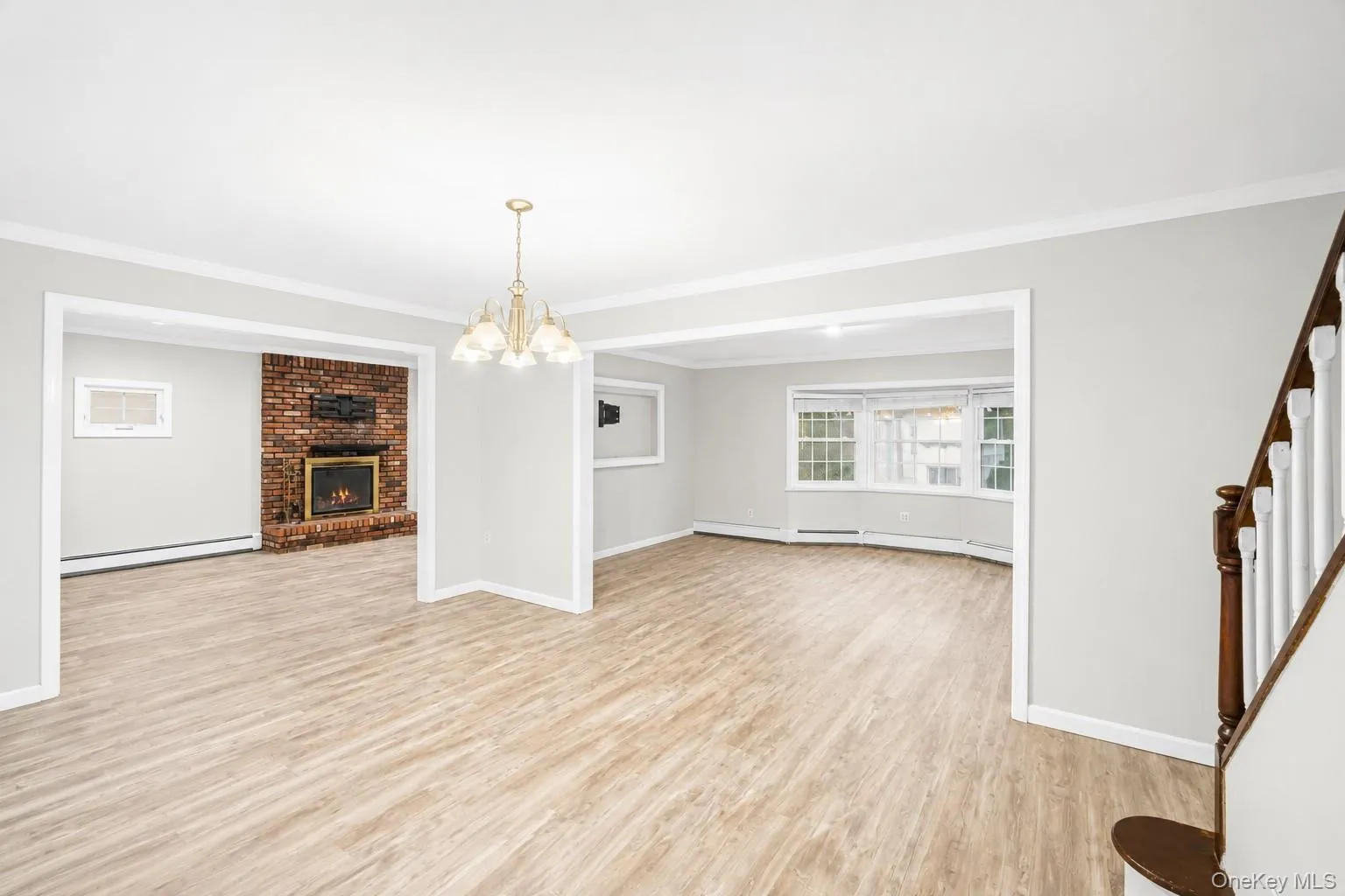 34 Hedge Lane, North Hempstead, NY, 5 Bedrooms Bedrooms, 8 Rooms Rooms,2 BathroomsBathrooms,Residential,For Rent,Hedge,0,1037290 34 Hedge Lane, North Hempstead, NY, 5 Bedrooms Bedrooms, 8 Rooms Rooms,2 BathroomsBathrooms,Residential,For Rent,Hedge,0,1037290