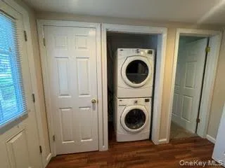107 Ballad Circle, Islip, NY, 1 Bedroom Bedrooms, 4 Rooms Rooms,1 BathroomBathrooms,Residential Lease,For Rent,Ballad,0,1037291 107 Ballad Circle, Islip, NY, 1 Bedroom Bedrooms, 4 Rooms Rooms,1 BathroomBathrooms,Residential Lease,For Rent,Ballad,0,1037291