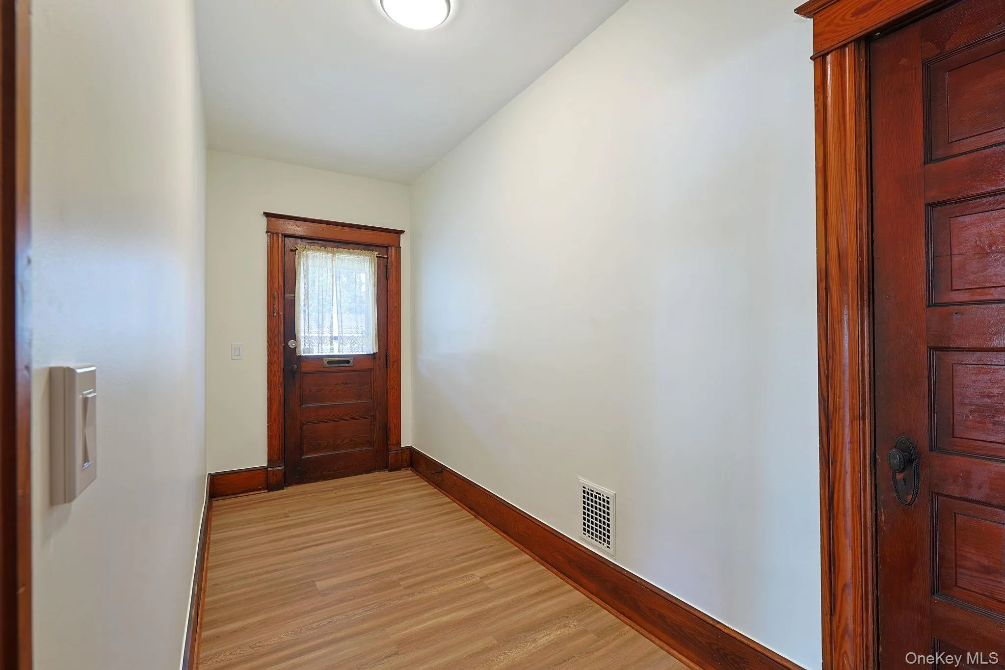 34 Lagrange Avenue, Poughkeepsie (town), NY, 2 Bedrooms Bedrooms, 6 Rooms Rooms,1 BathroomBathrooms,Residential Lease,For Rent,Lagrange,0,1037295 34 Lagrange Avenue, Poughkeepsie (town), NY, 2 Bedrooms Bedrooms, 6 Rooms Rooms,1 BathroomBathrooms,Residential Lease,For Rent,Lagrange,0,1037295