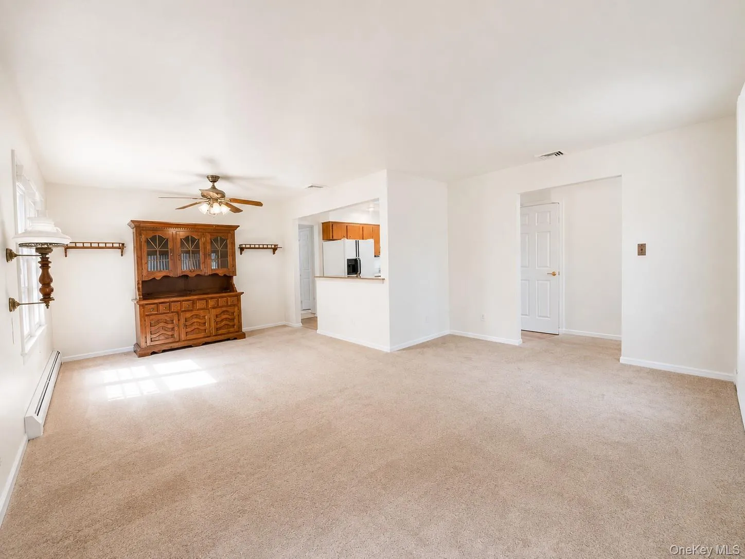 4 Westwood Avenue, Babylon, NY, 3 Bedrooms Bedrooms, 7 Rooms Rooms,1 BathroomBathrooms,Residential,For Rent,Westwood,0,1037296 4 Westwood Avenue, Babylon, NY, 3 Bedrooms Bedrooms, 7 Rooms Rooms,1 BathroomBathrooms,Residential,For Rent,Westwood,0,1037296