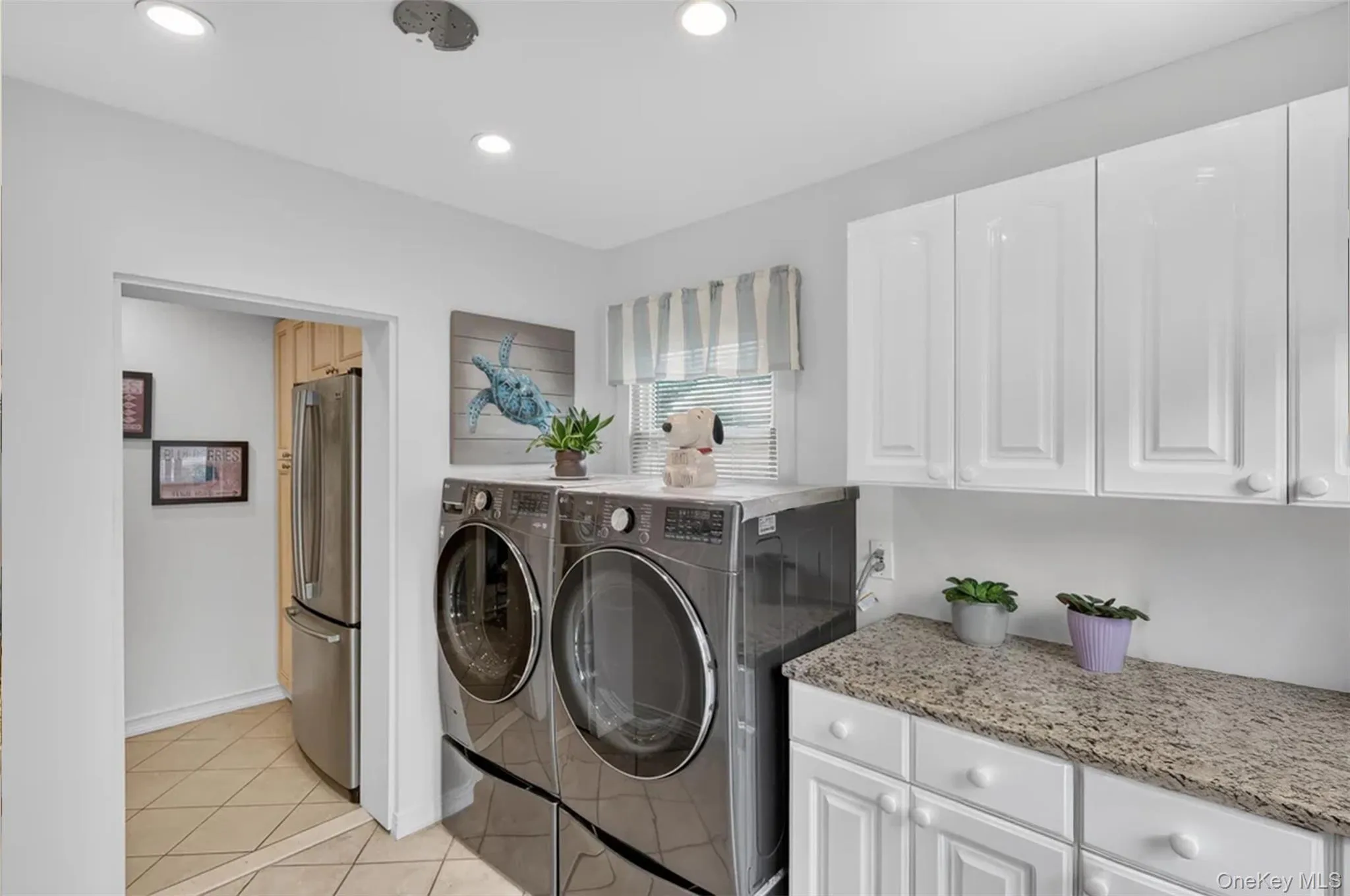 70 Lake Promenade, Brookhaven, NY, 3 Bedrooms Bedrooms, 8 Rooms Rooms,2 BathroomsBathrooms,Residential,For Rent,Lake Promenade,0,1037298 70 Lake Promenade, Brookhaven, NY, 3 Bedrooms Bedrooms, 8 Rooms Rooms,2 BathroomsBathrooms,Residential,For Rent,Lake Promenade,0,1037298