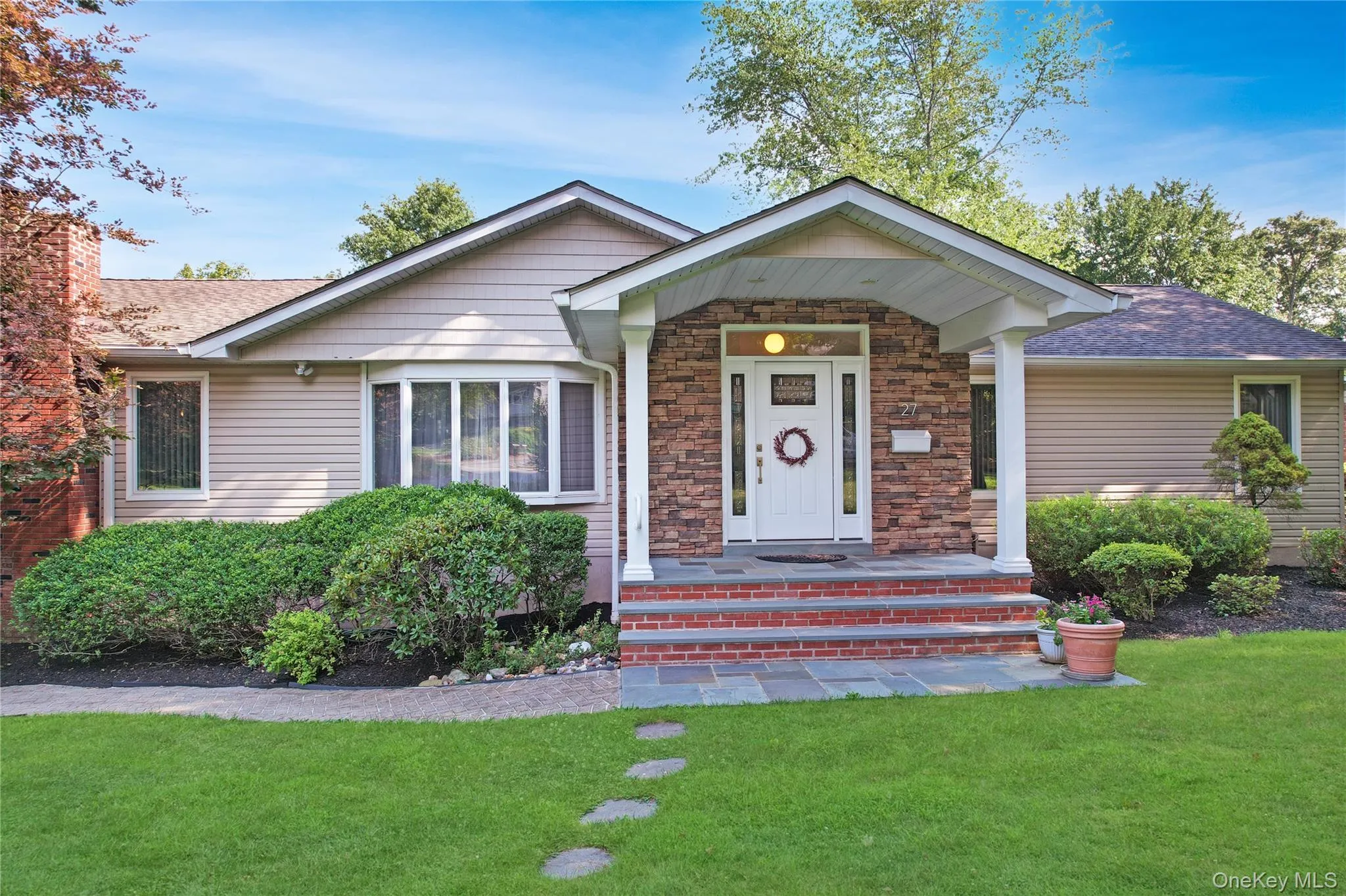 27 Eldor Avenue, Clarkstown, NY, 3 Bedrooms Bedrooms, 9 Rooms Rooms,3 BathroomsBathrooms,Residential,For Rent,Eldor,0,1037308 27 Eldor Avenue, Clarkstown, NY, 3 Bedrooms Bedrooms, 9 Rooms Rooms,3 BathroomsBathrooms,Residential,For Rent,Eldor,0,1037308