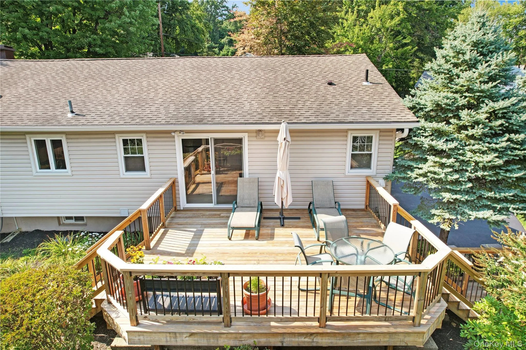 27 Eldor Avenue, Clarkstown, NY, 3 Bedrooms Bedrooms, 9 Rooms Rooms,3 BathroomsBathrooms,Residential,For Rent,Eldor,0,1037308 27 Eldor Avenue, Clarkstown, NY, 3 Bedrooms Bedrooms, 9 Rooms Rooms,3 BathroomsBathrooms,Residential,For Rent,Eldor,0,1037308