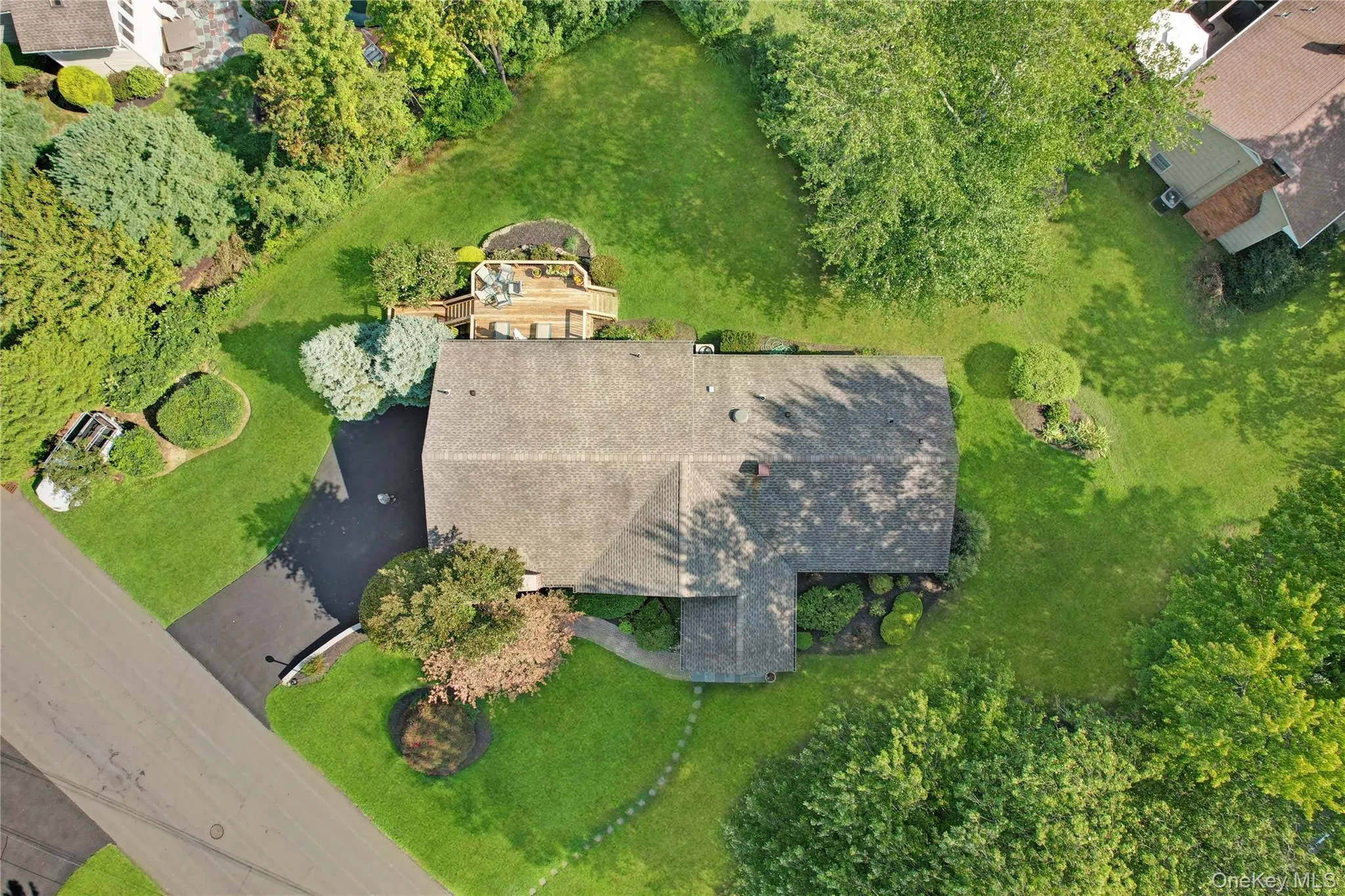27 Eldor Avenue, Clarkstown, NY, 3 Bedrooms Bedrooms, 9 Rooms Rooms,3 BathroomsBathrooms,Residential,For Rent,Eldor,0,1037308 27 Eldor Avenue, Clarkstown, NY, 3 Bedrooms Bedrooms, 9 Rooms Rooms,3 BathroomsBathrooms,Residential,For Rent,Eldor,0,1037308
